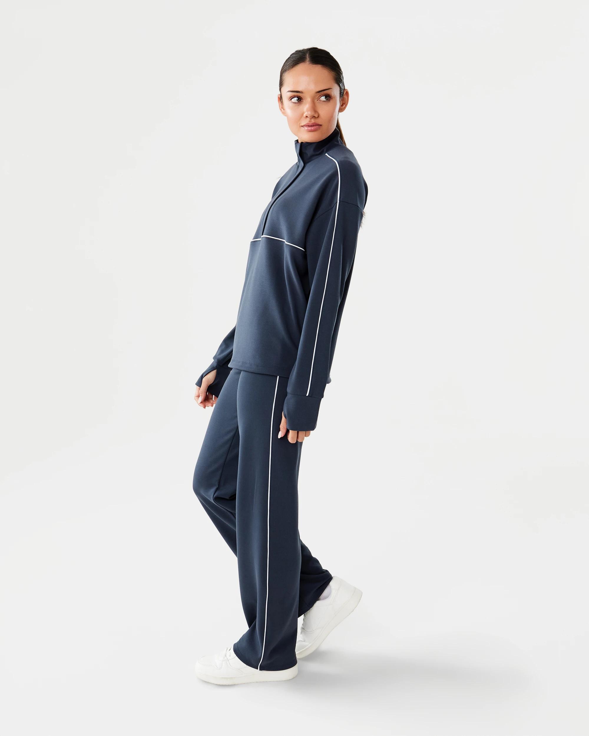3 Active Womens Ribbed Scuba Long Sleeve Top Shade Navy, 3 of 8
