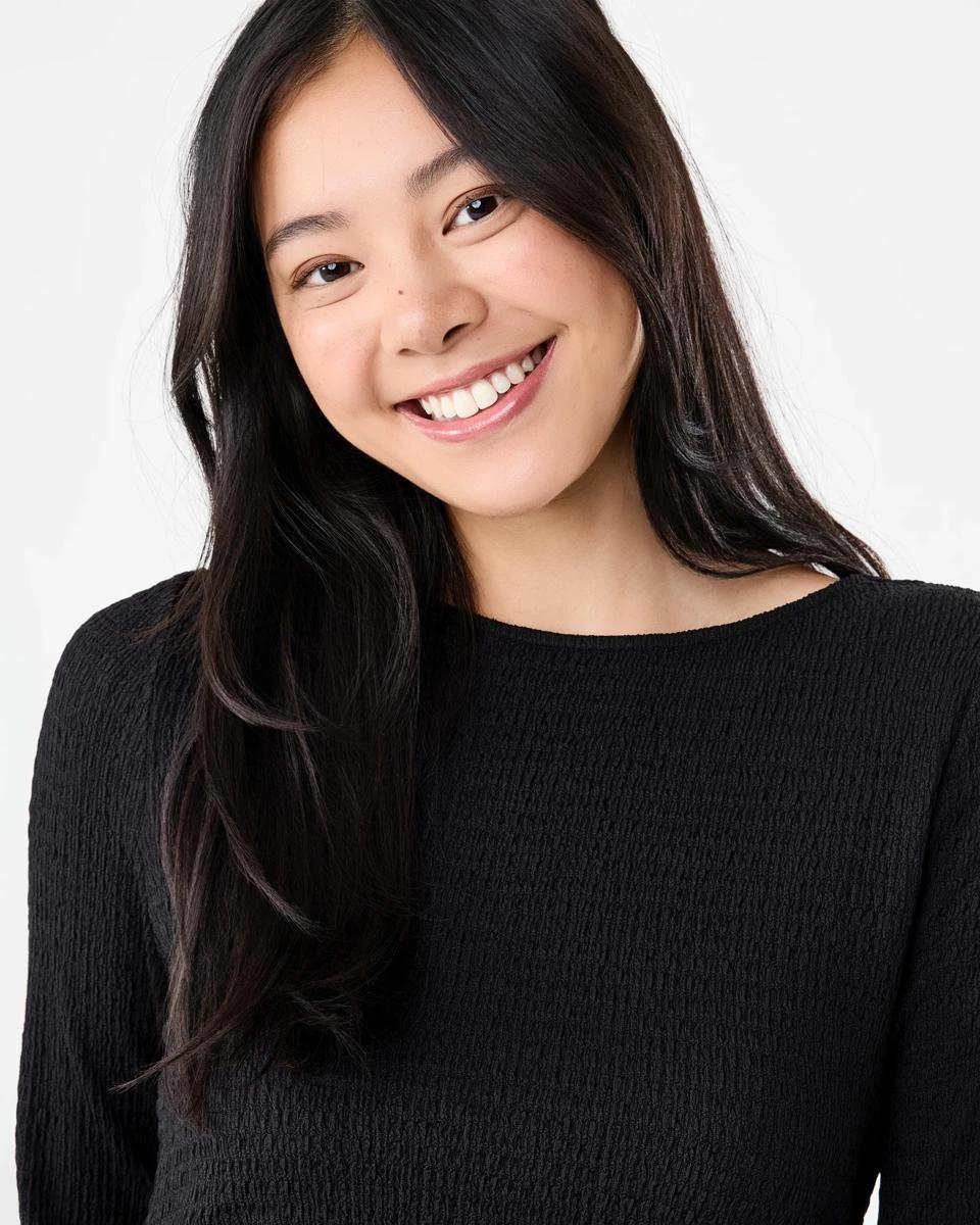 4 Long Sleeve Crinkle Ruched Midi Dress Black, 4 of 8