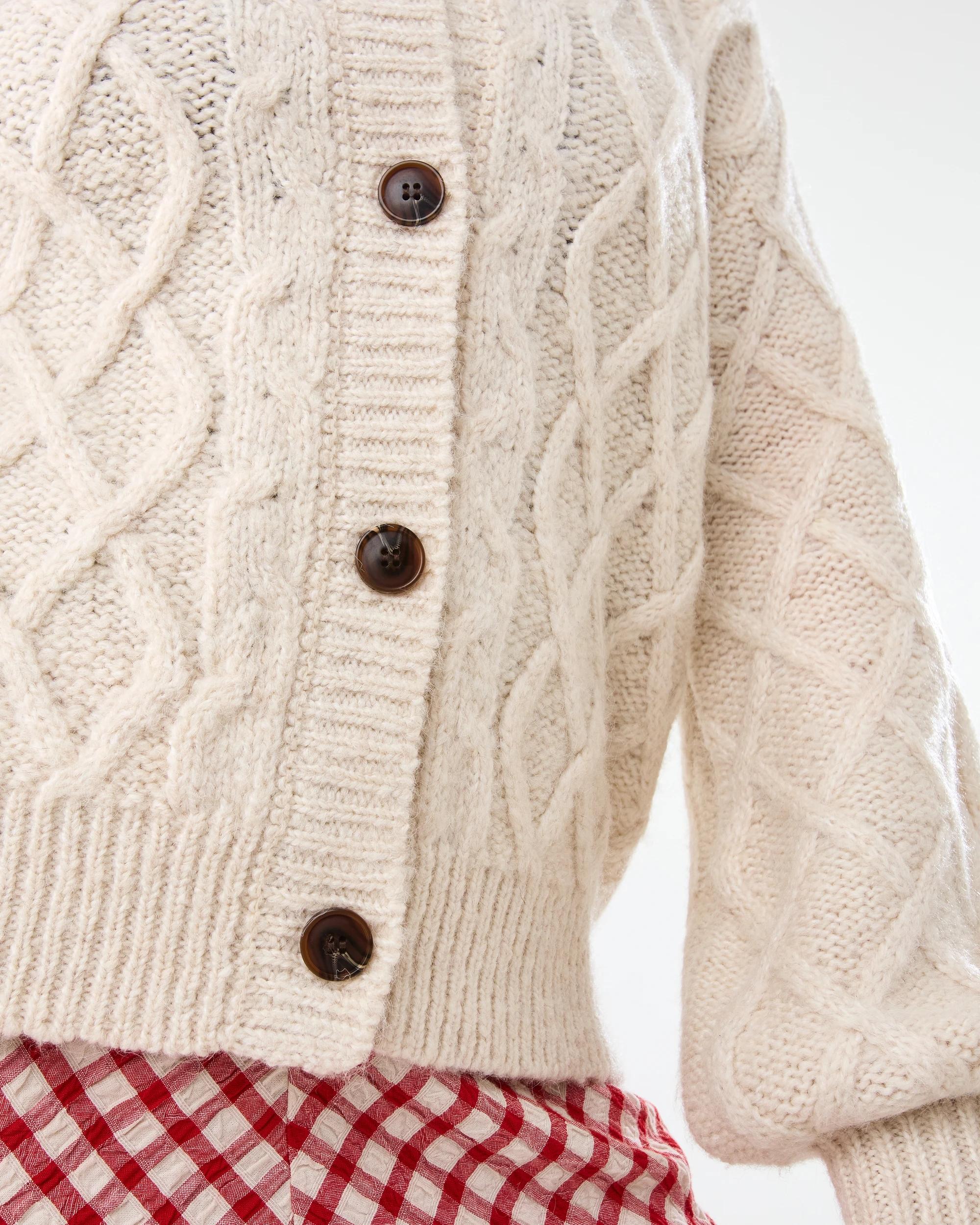 9 Cable Cardigan Bge Otml, 9 of 9