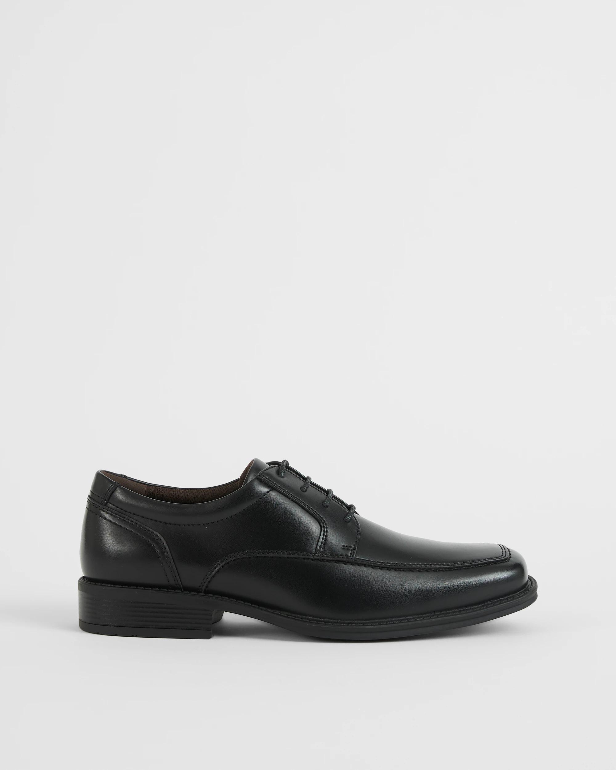 1 Target Man Square Toe Dress Lace-Up Shoe BLACK, 1 of 3