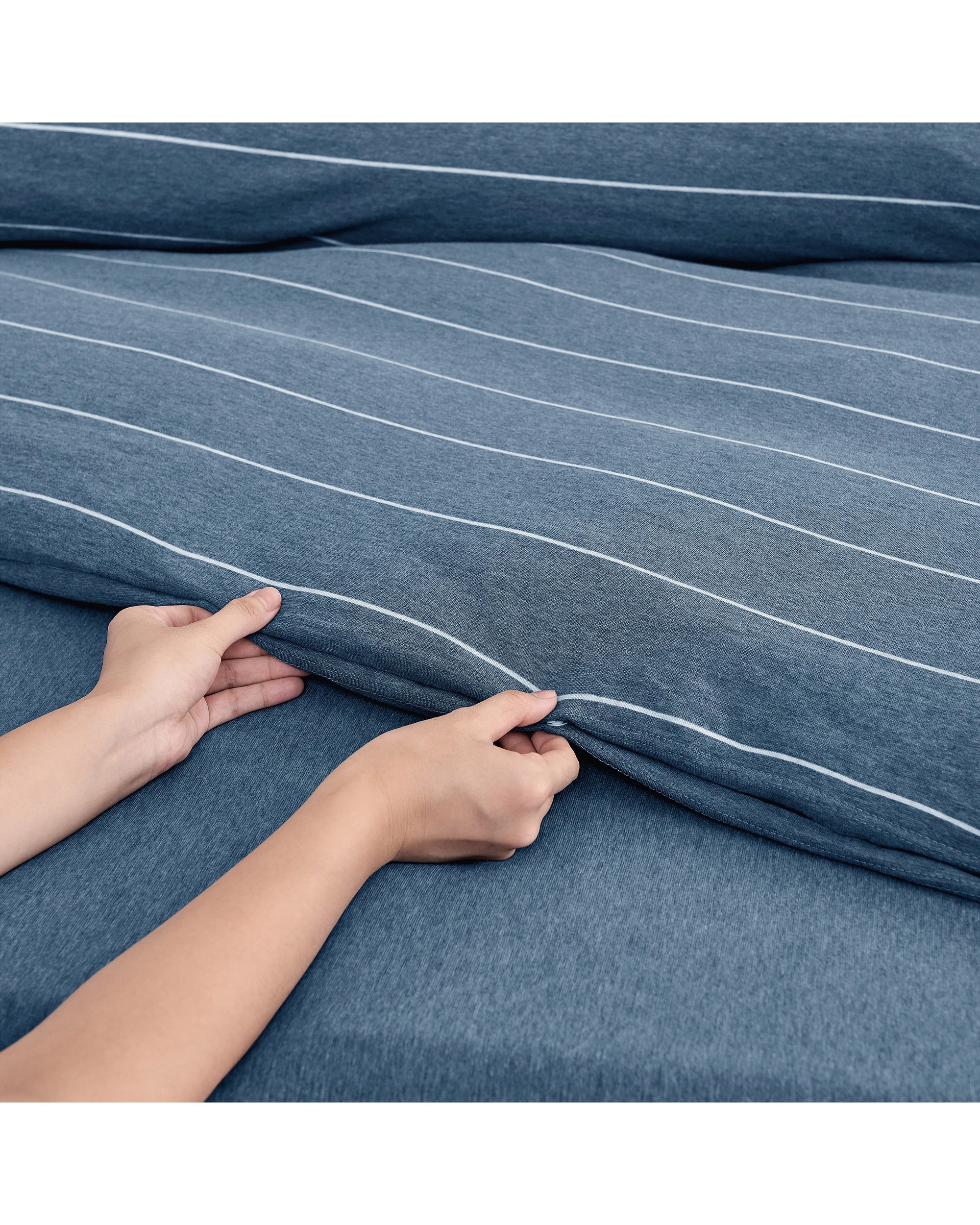 4 Dreamaker Jersey Luxe 100% Cotton Reversible Quilt Cover Set Charcoal - Queen Bed - Denim, 4 of 10