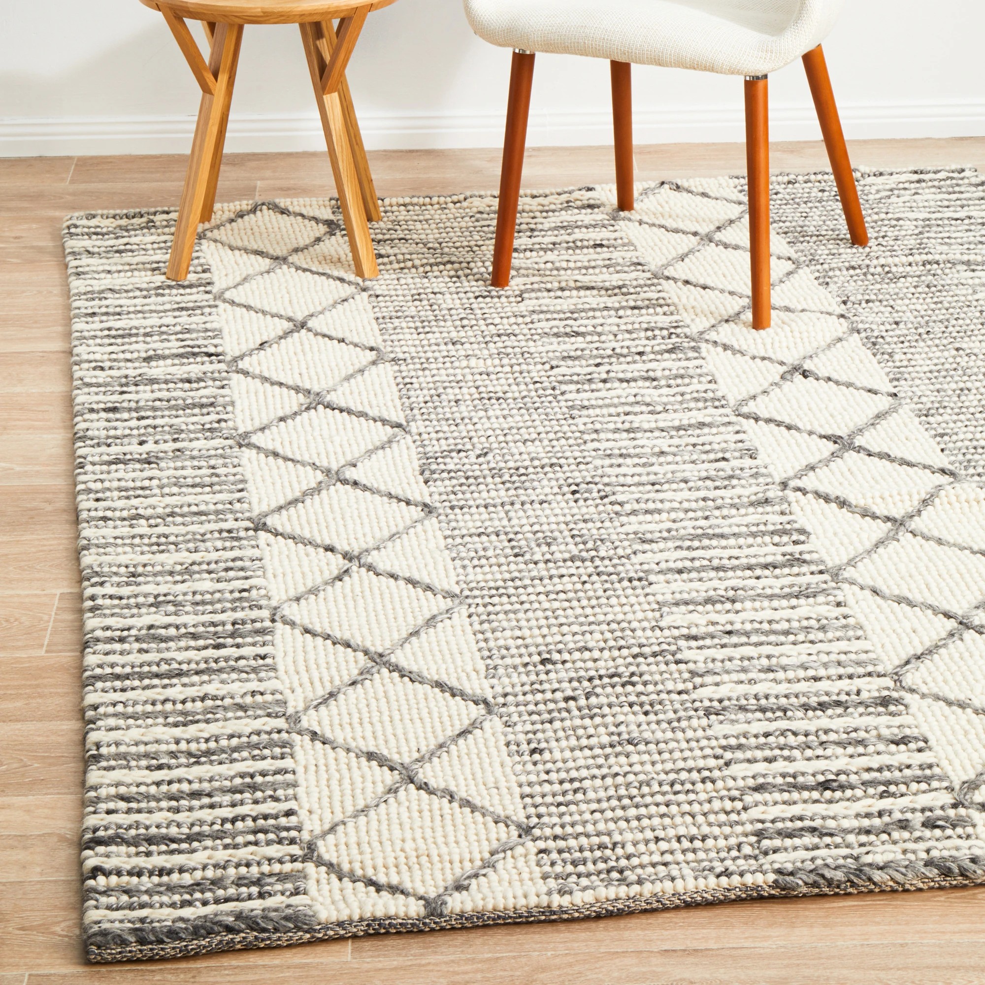 1 Common Ground Rugs Nordica 316 280x190cm - Large Plain & Textured Rug - Silver, 1 of 8