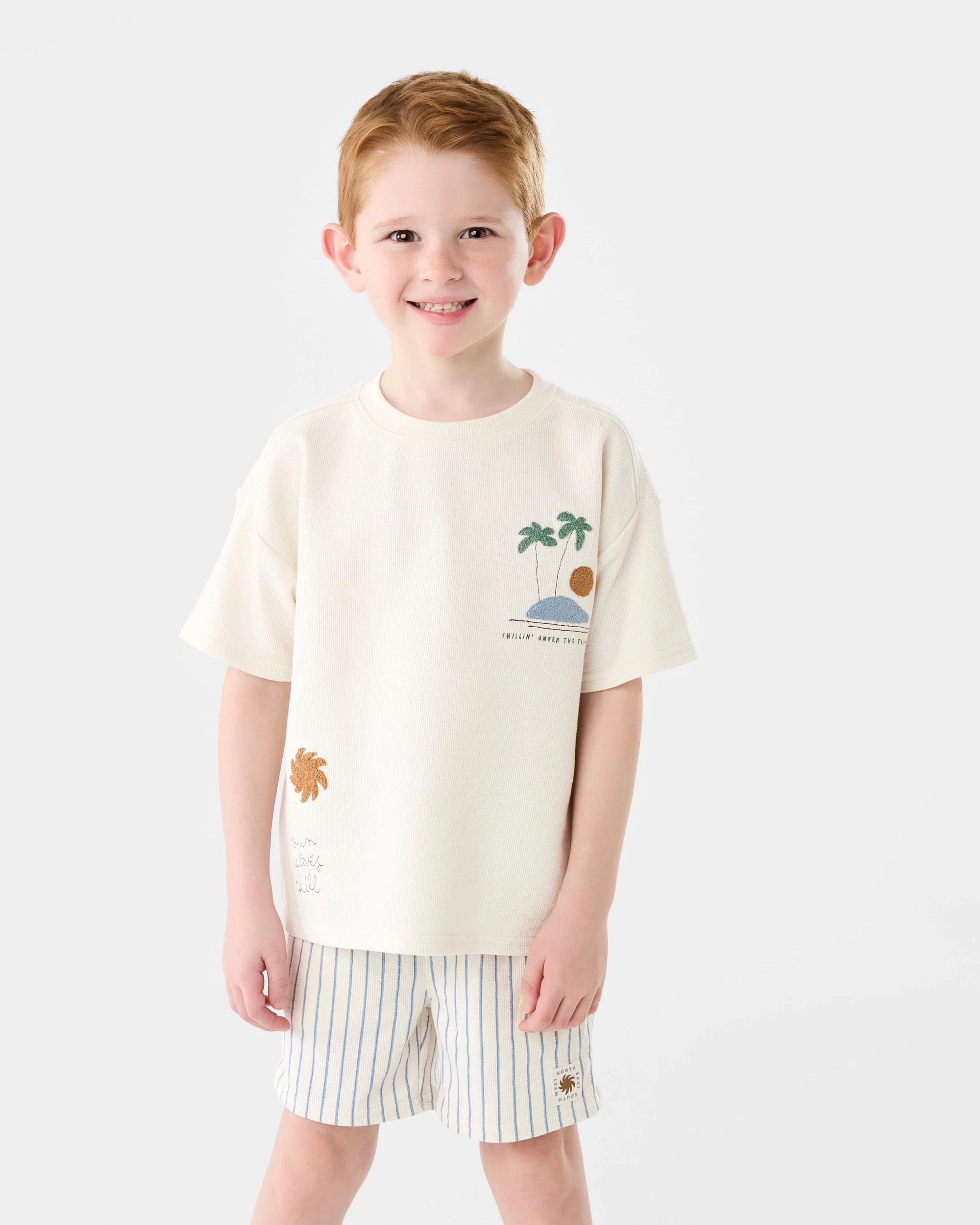 1 Textured Applique T-shirt Wht Palms, 1 of 7
