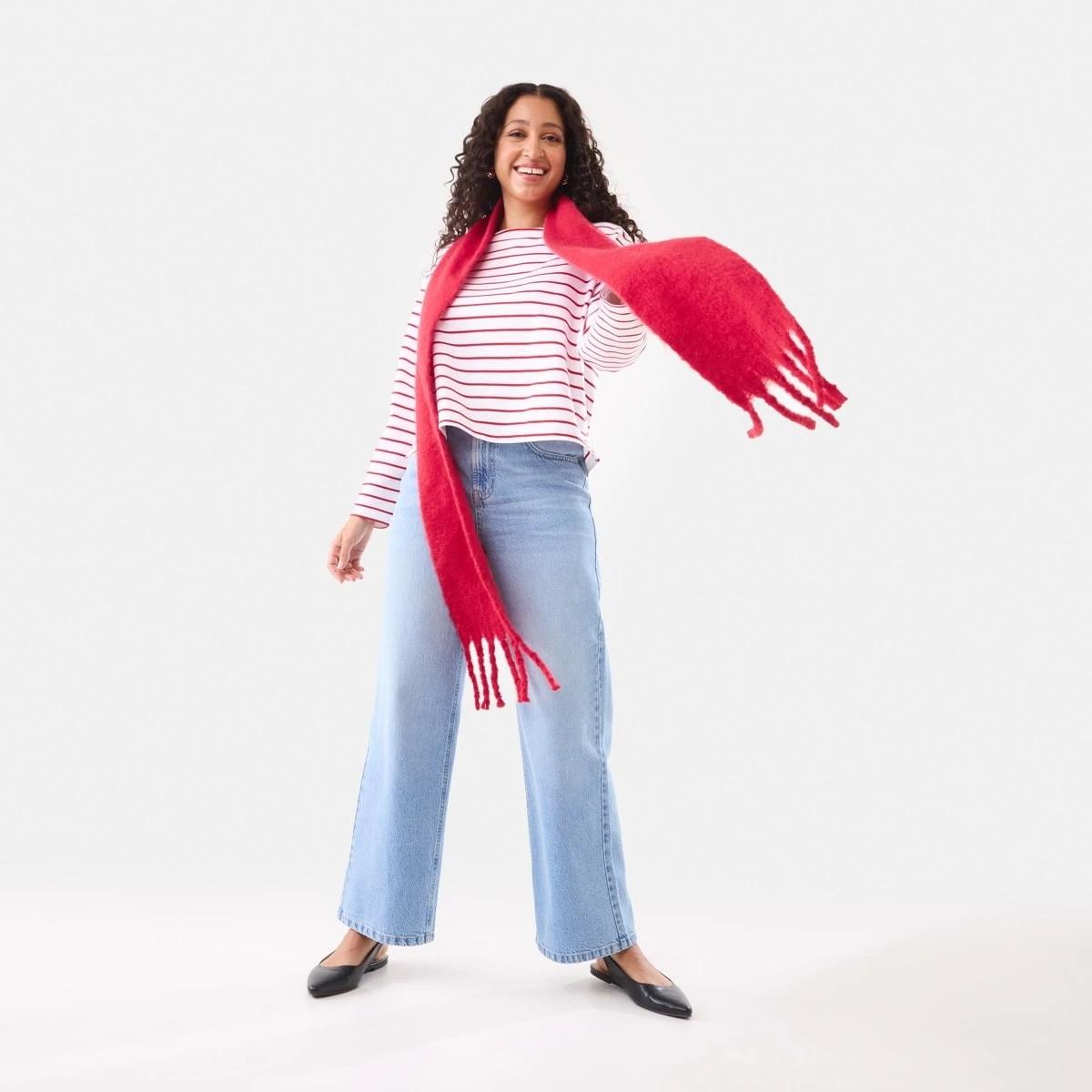 10 Long Sleeve Drop Shoulder T-shirt Red Strp, 10 of 10