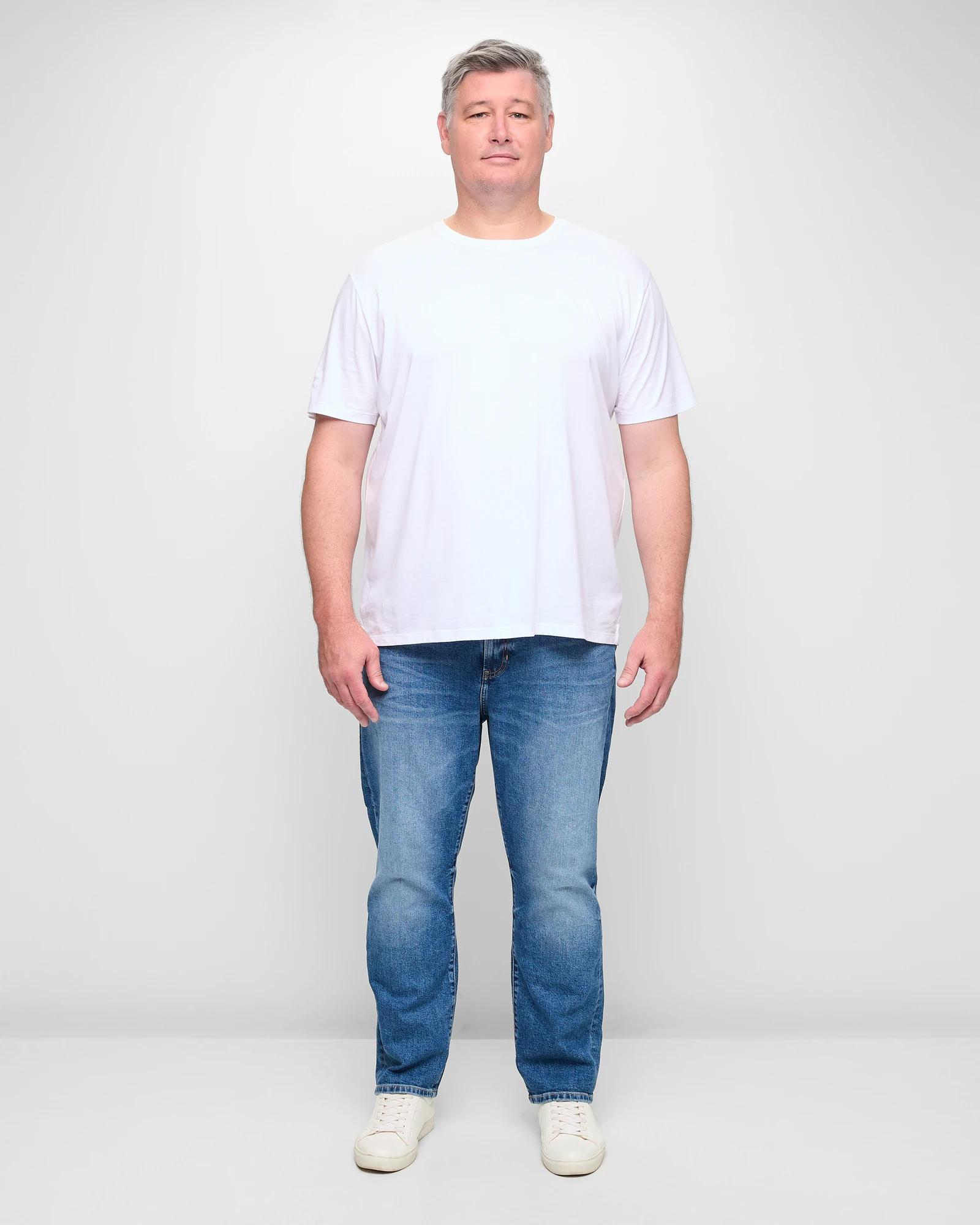 2 Target Plus Size Straight Fit Denim Jeans MIDDLE BLUE, 2 of 5