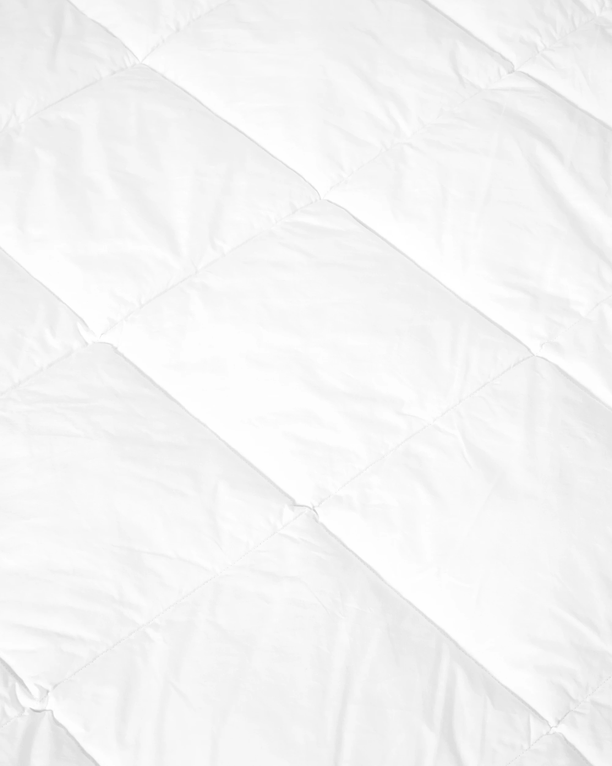 4 Medium Warmth Supreme Comfort Quilt - Queen Bed, 4 of 5
