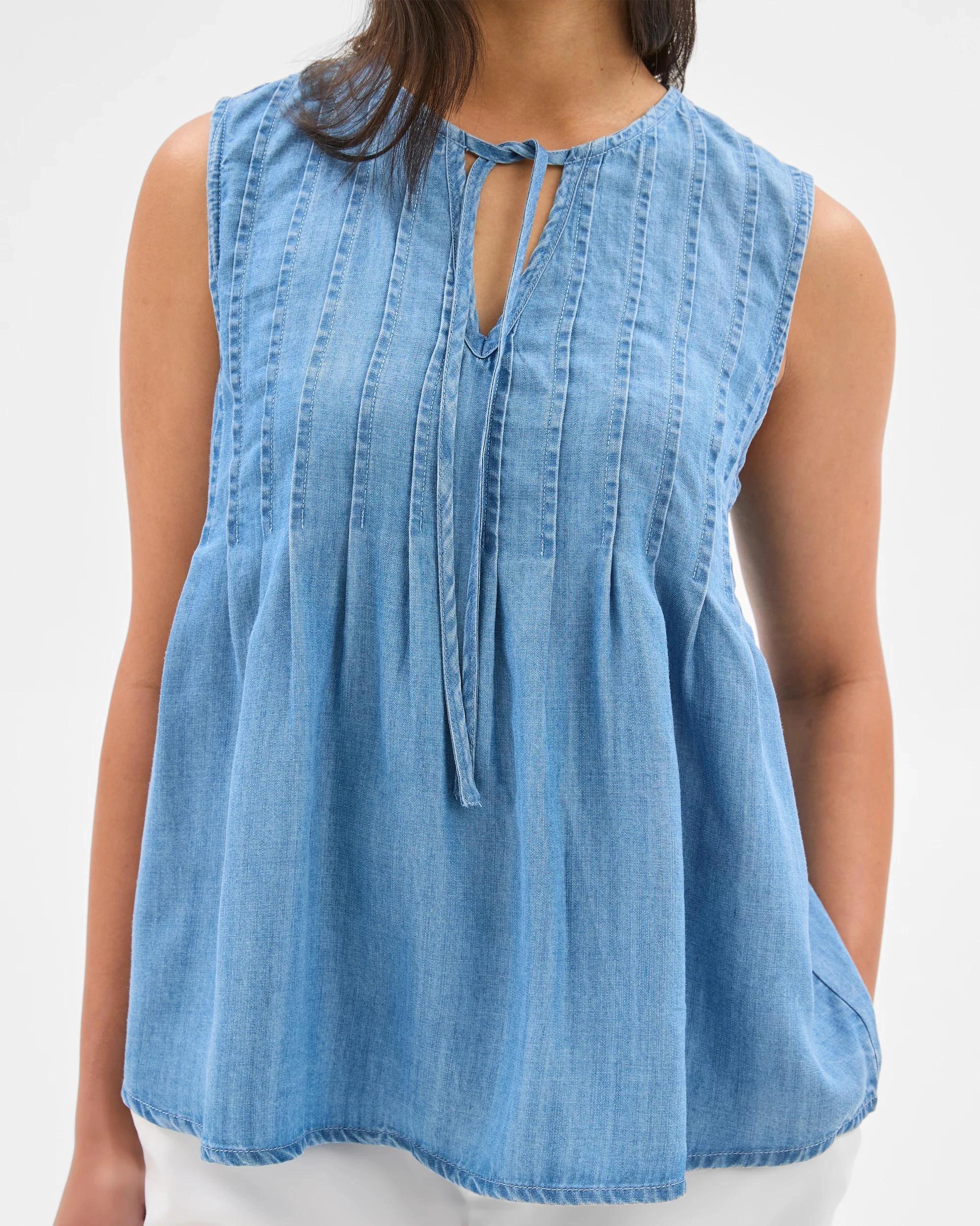 5 Target Pintuck Tank Top CHAMBRAY, 5 of 6