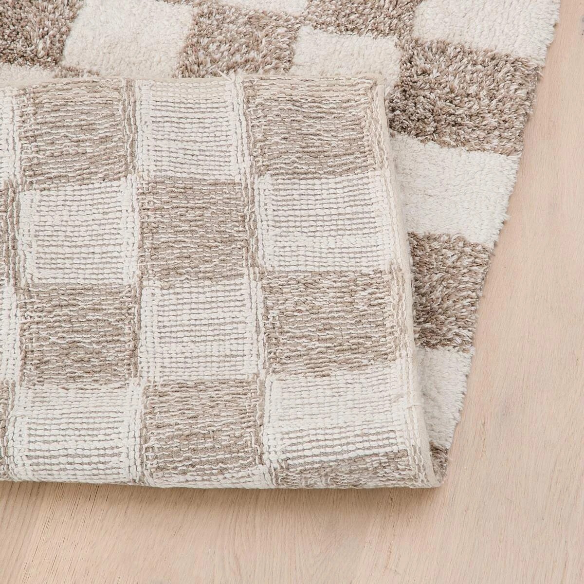 3 Checkerboard Rug - Beige, Extra Large - 270cm x 180cm, 3 of 7