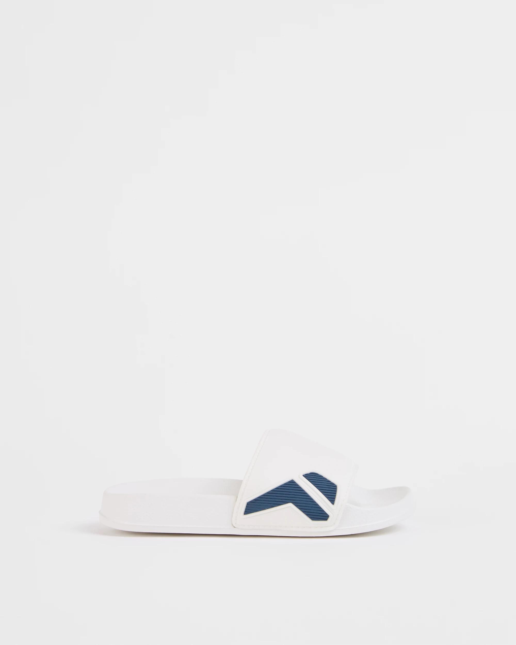 1 Target Youth Basic Comfort Slides WHITE, 1 of 3