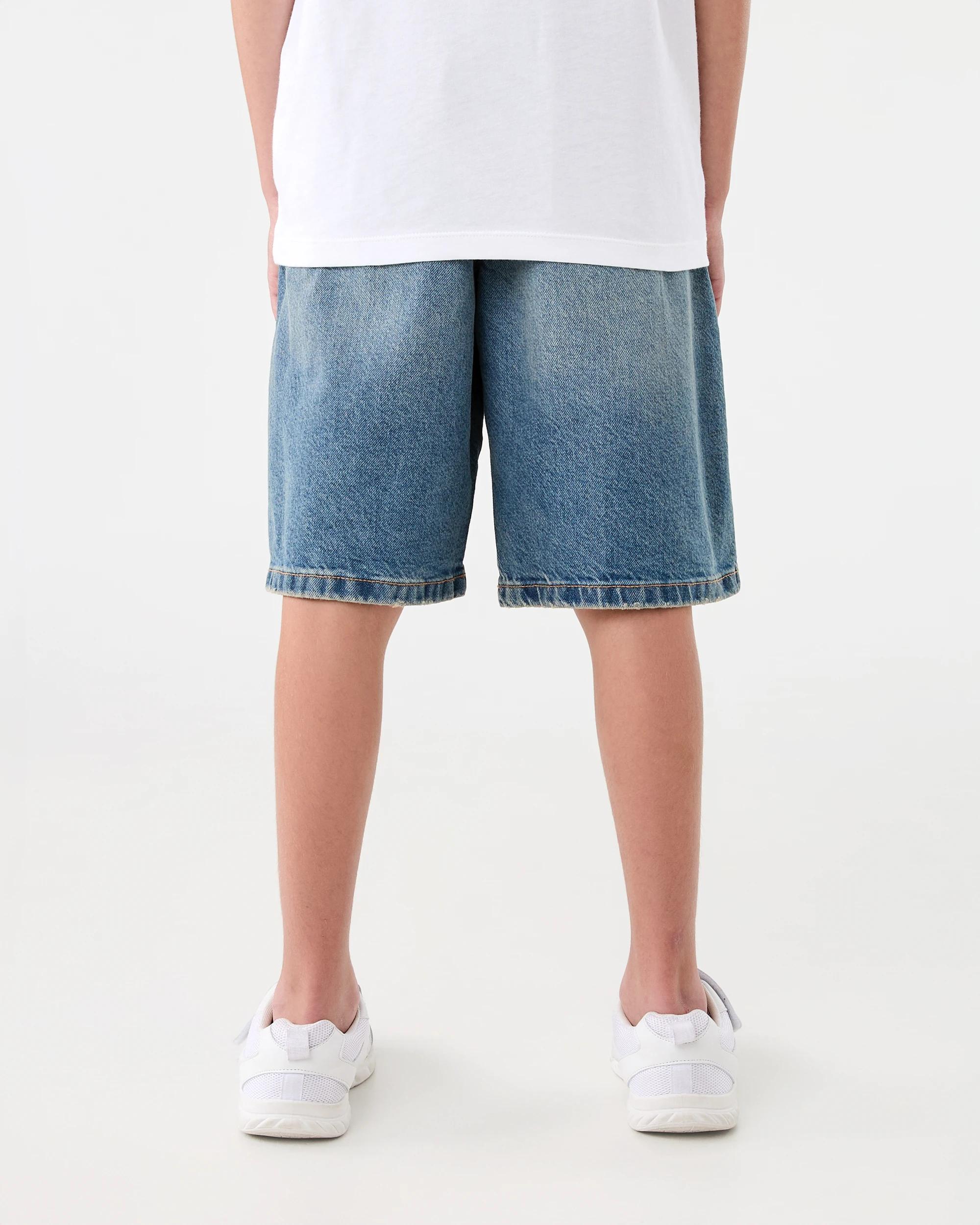 2 Longline Denim Shorts Dirty Wash, 2 of 7