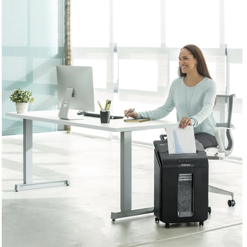 9 Fellowes Auto Micro Cut Shredder 100M, 9 of 10