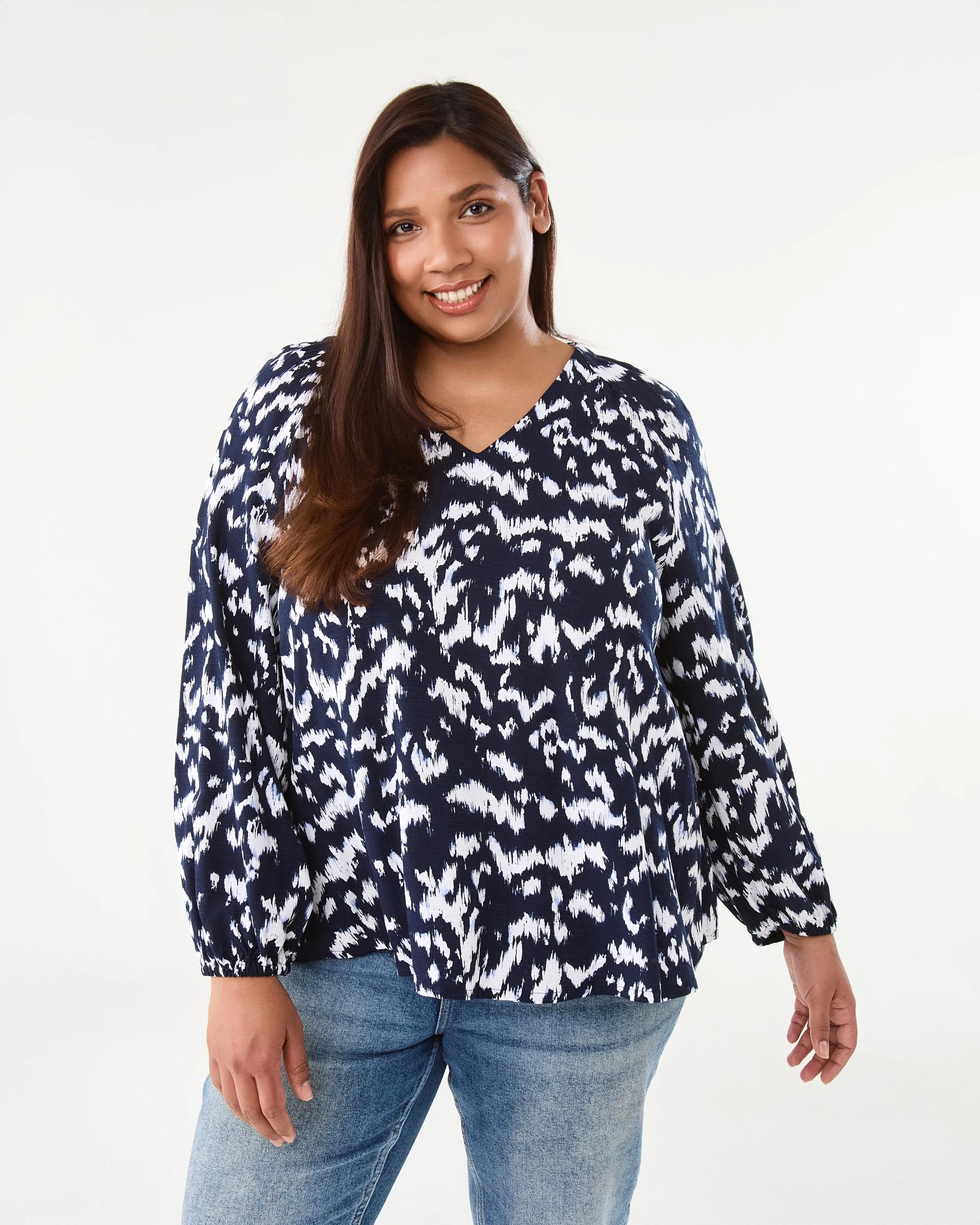 1 Curve Long Sleeve Gathered Blouse Abst Non, 1 of 7