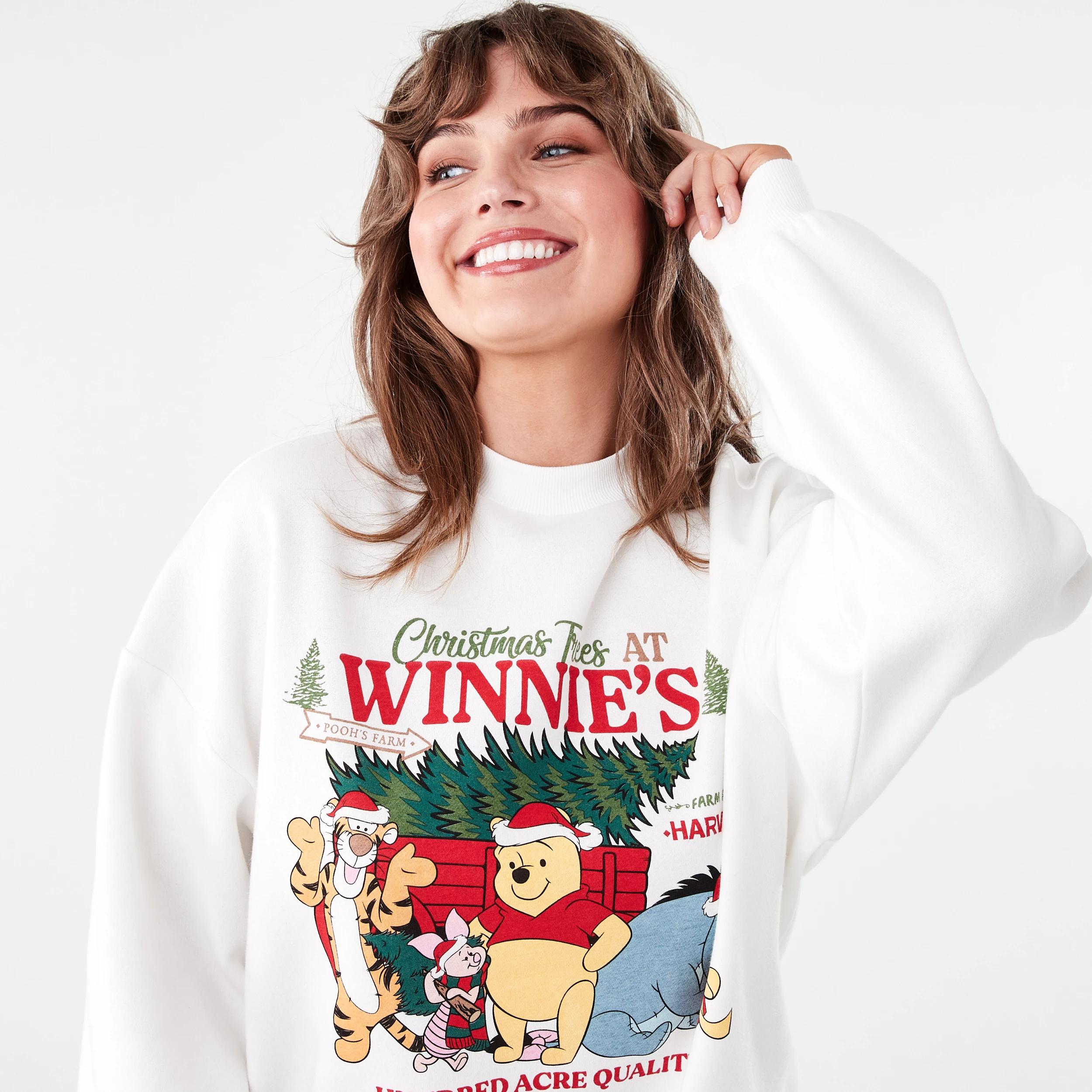 4 Christmas Winnie The Pooh License Long Sleeve Sweatshirt WINNIE XMAS SNOW WHITE, 4 of 5