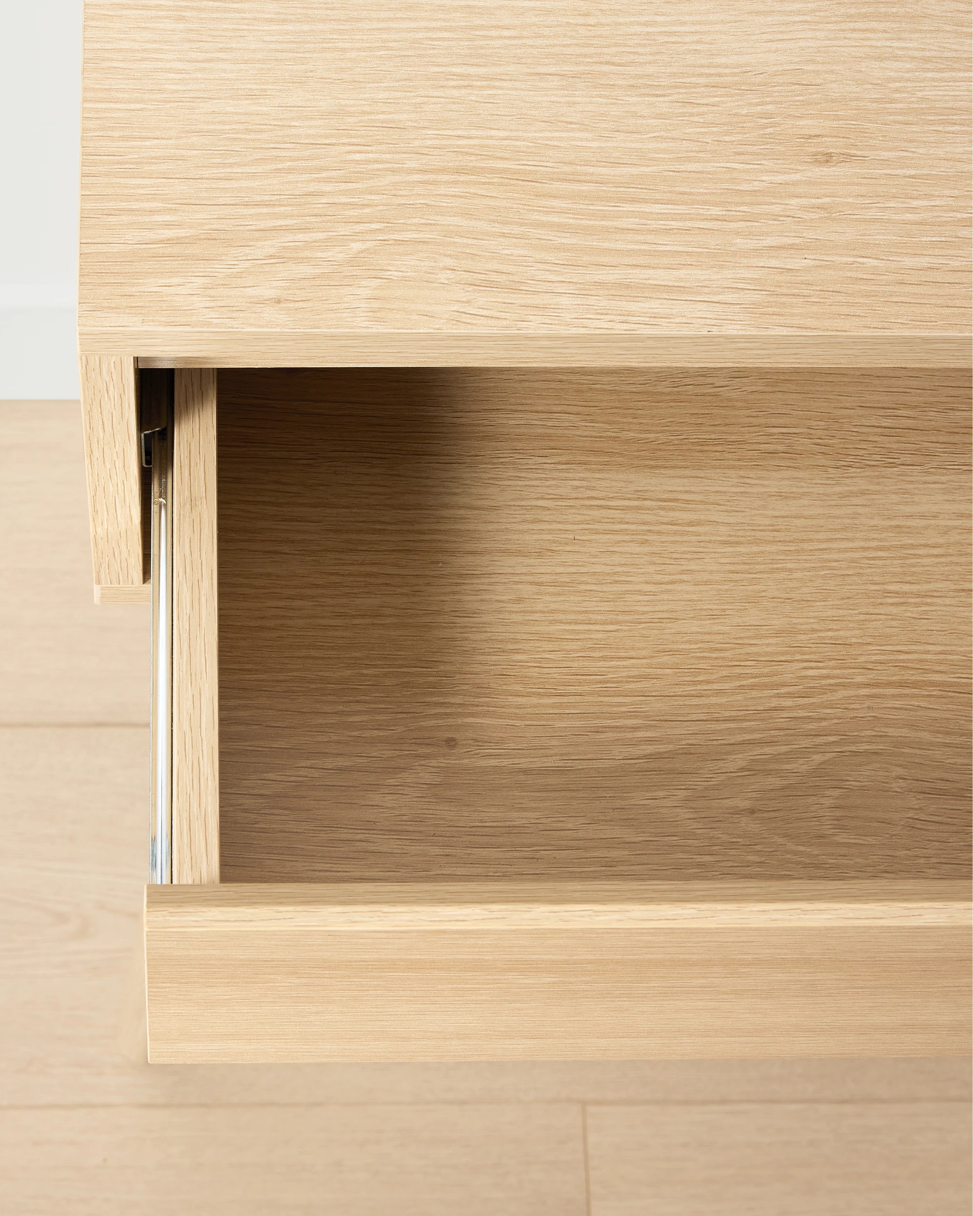 6 Thorne Hall Table - Oak, 6 of 8