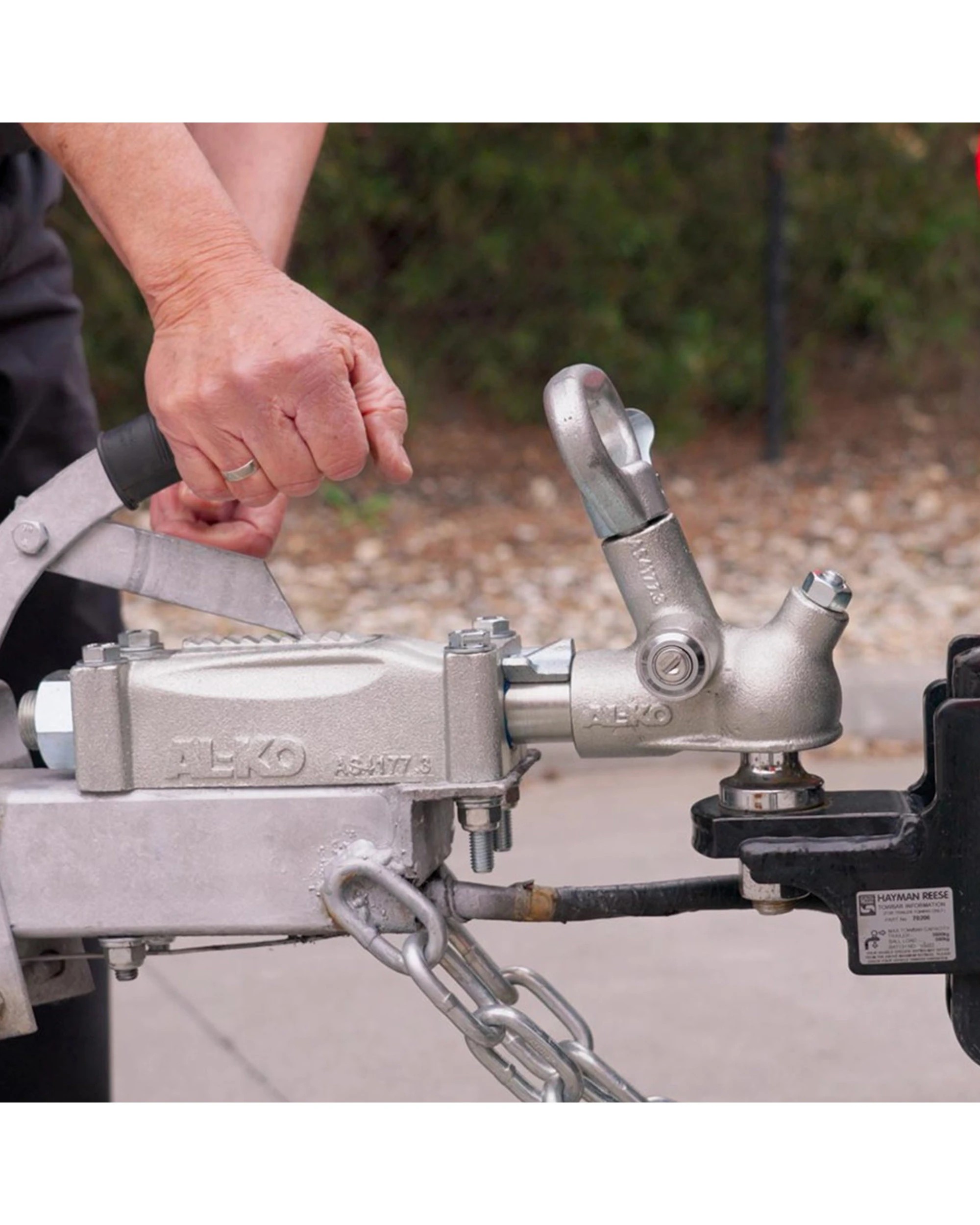 4 Alko Lockable Coupling 2 Tonne Override 614054LPL - Grey, 4 of 4