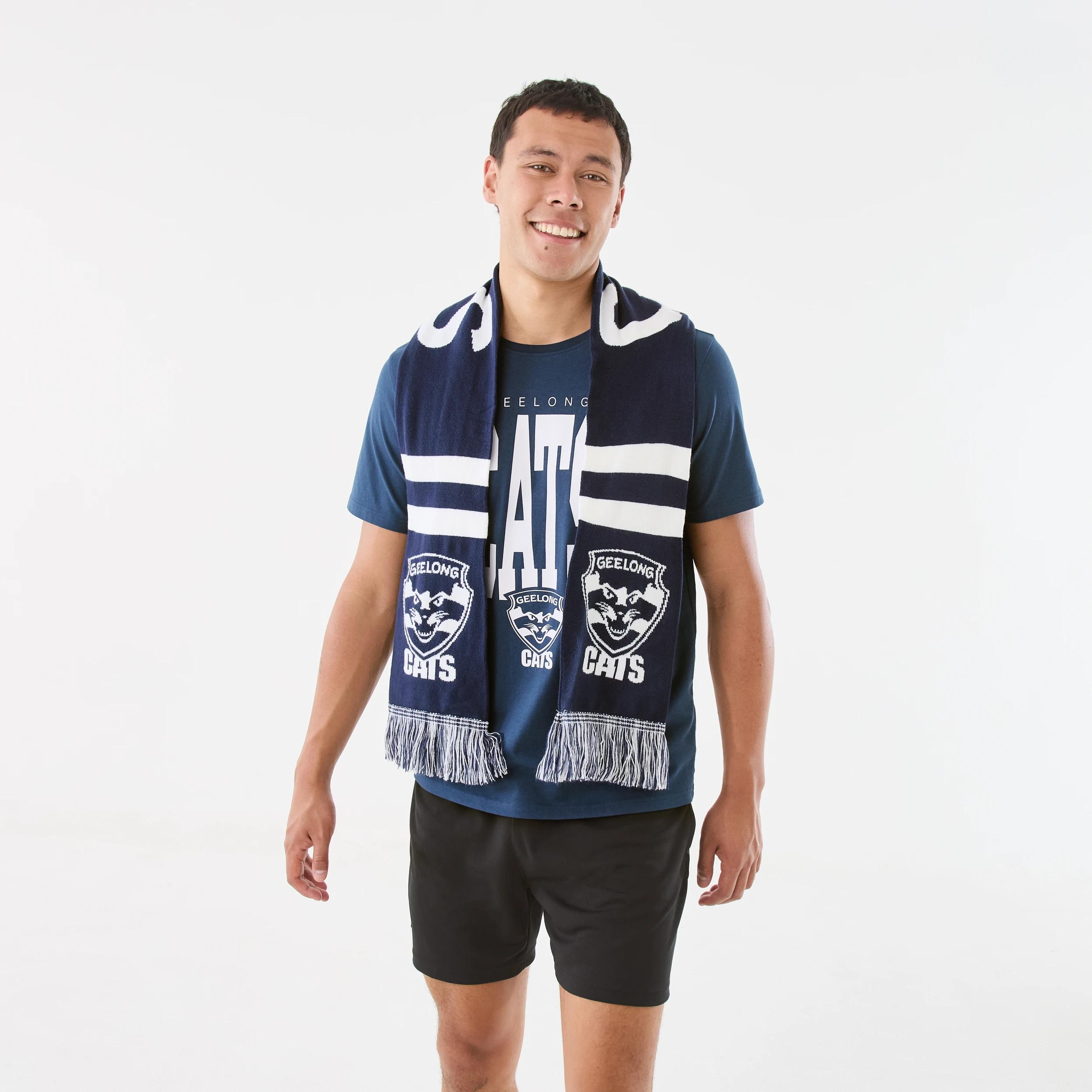 1 Official AFL Adult Scarf Geelong, 1 of 4