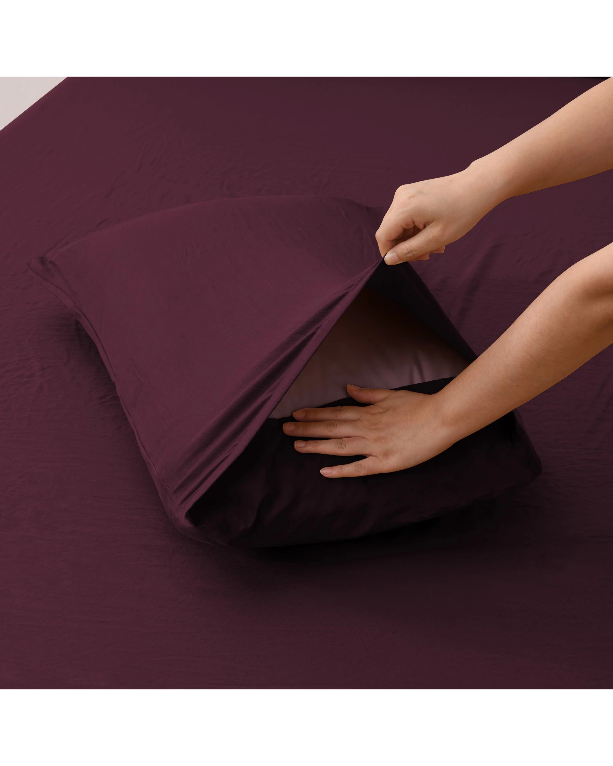 5 Dreamaker Superfine Washed Microfibre Quilt Cover Set - Double Bed - Cherry, 5 of 9