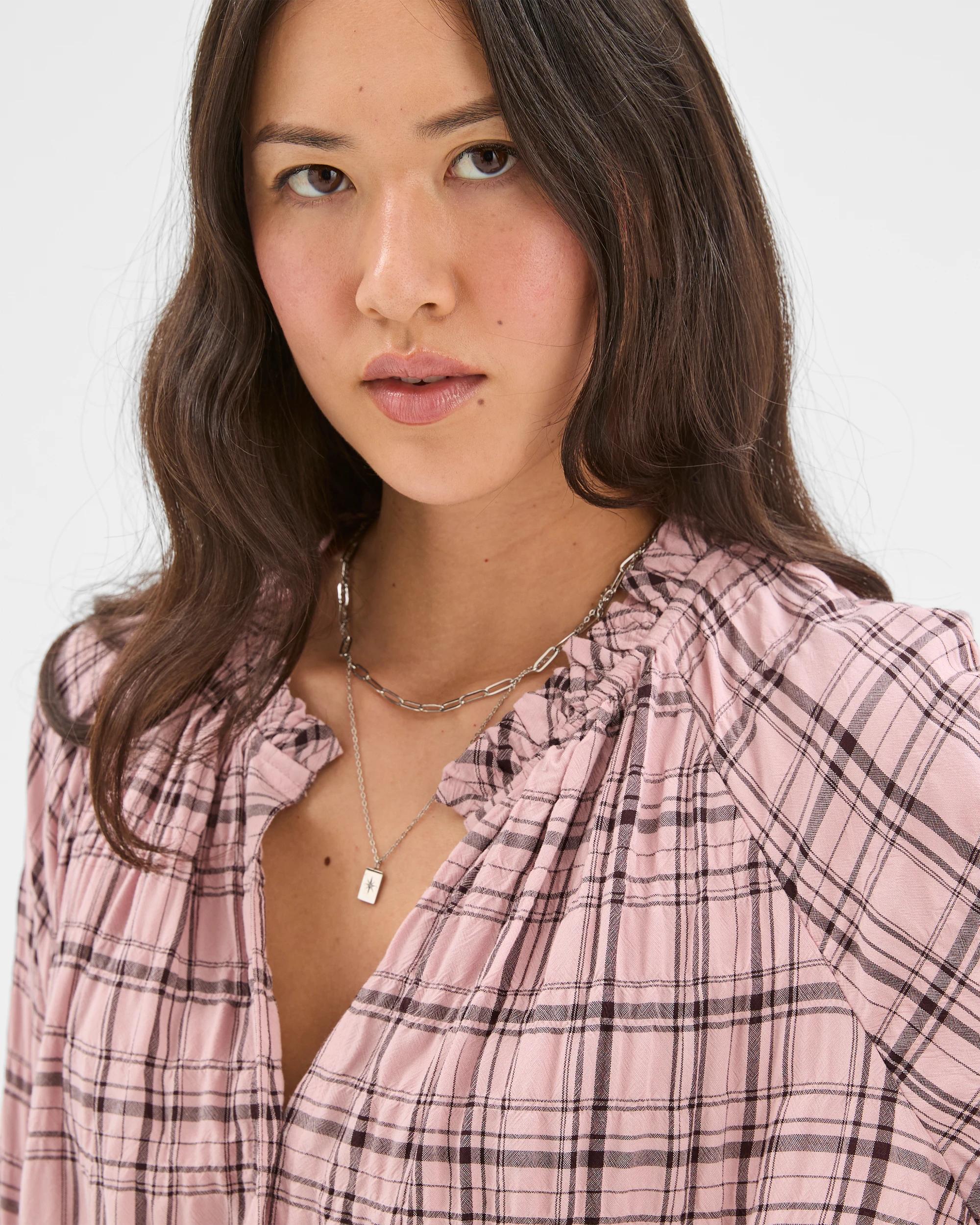 6 Target Woman Long Sleeve Romantic Blouse CHECK, 6 of 7