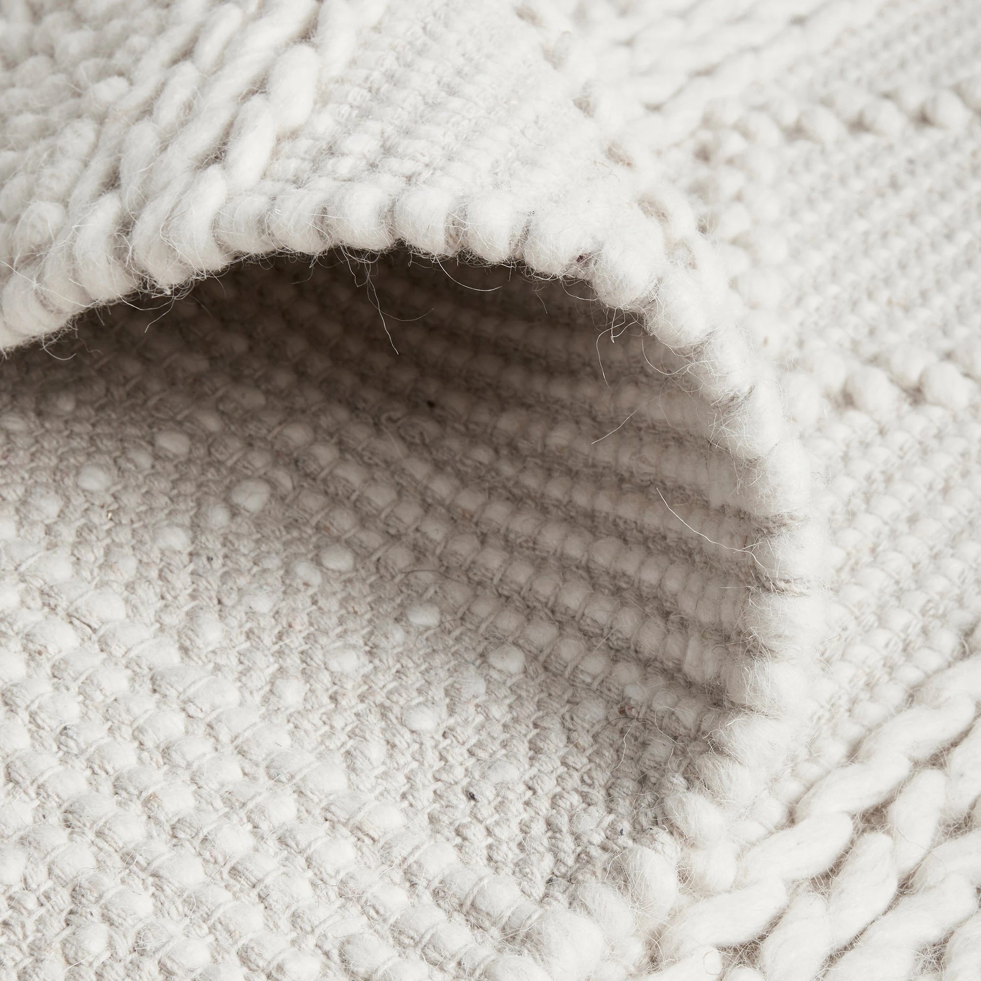 8 Common Ground Rugs Chateau Zoe 280x190cm - Large Hand Loomed Rug - White, 8 of 9