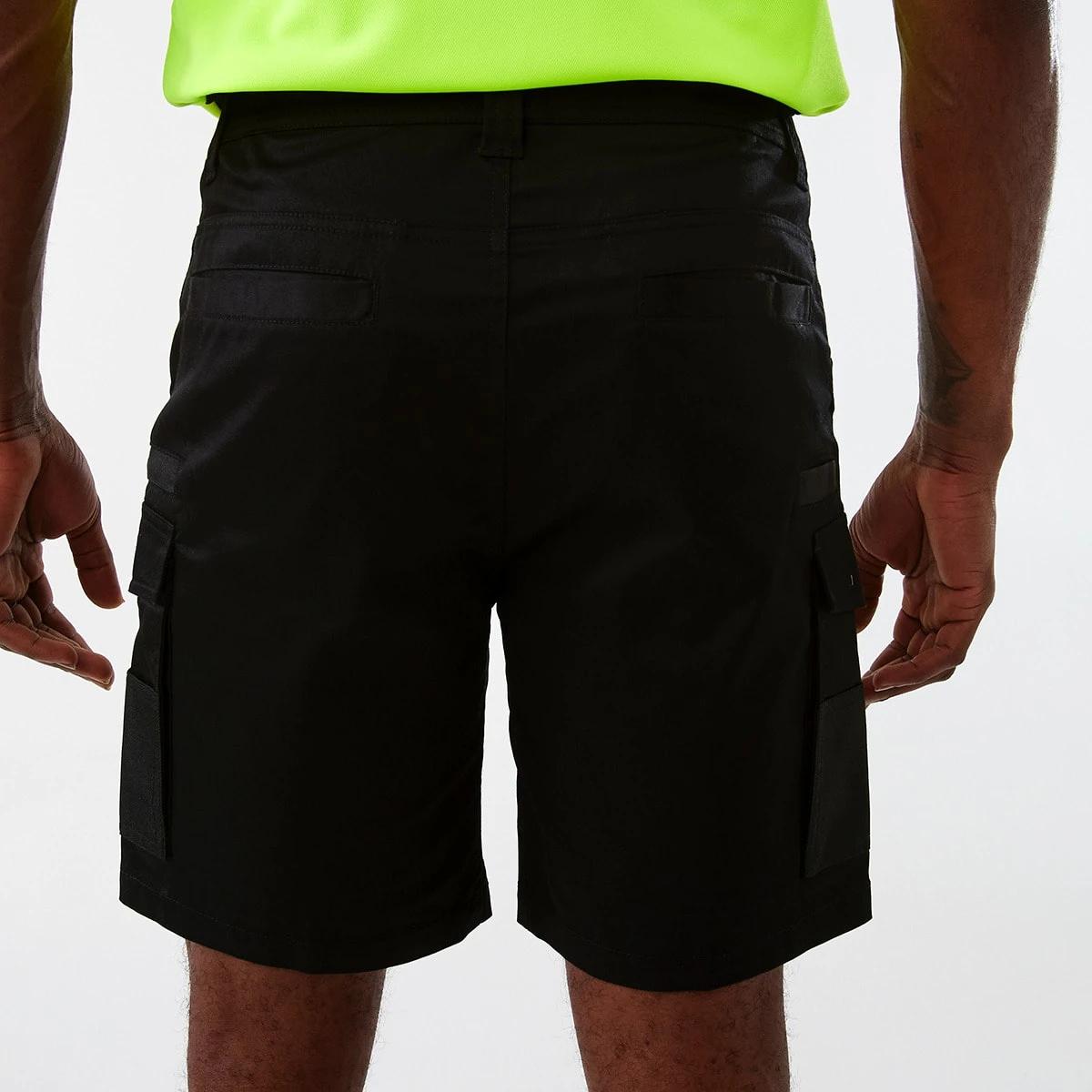3 Workwear Functional Cargo Shorts Black, 3 of 7