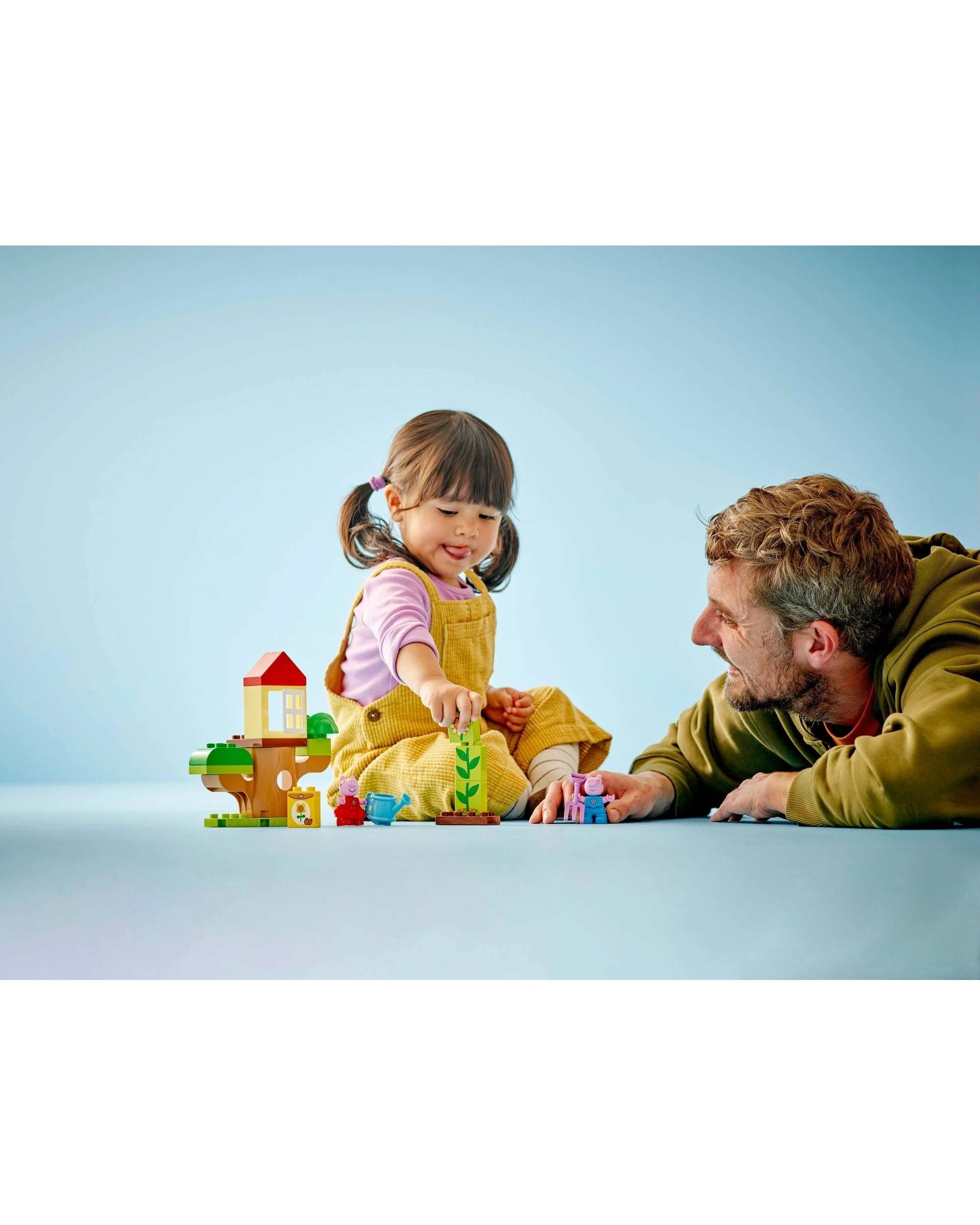 3 LEGO DUPLO 10431 Peppa Pig Garden & Tree House, 3 of 5