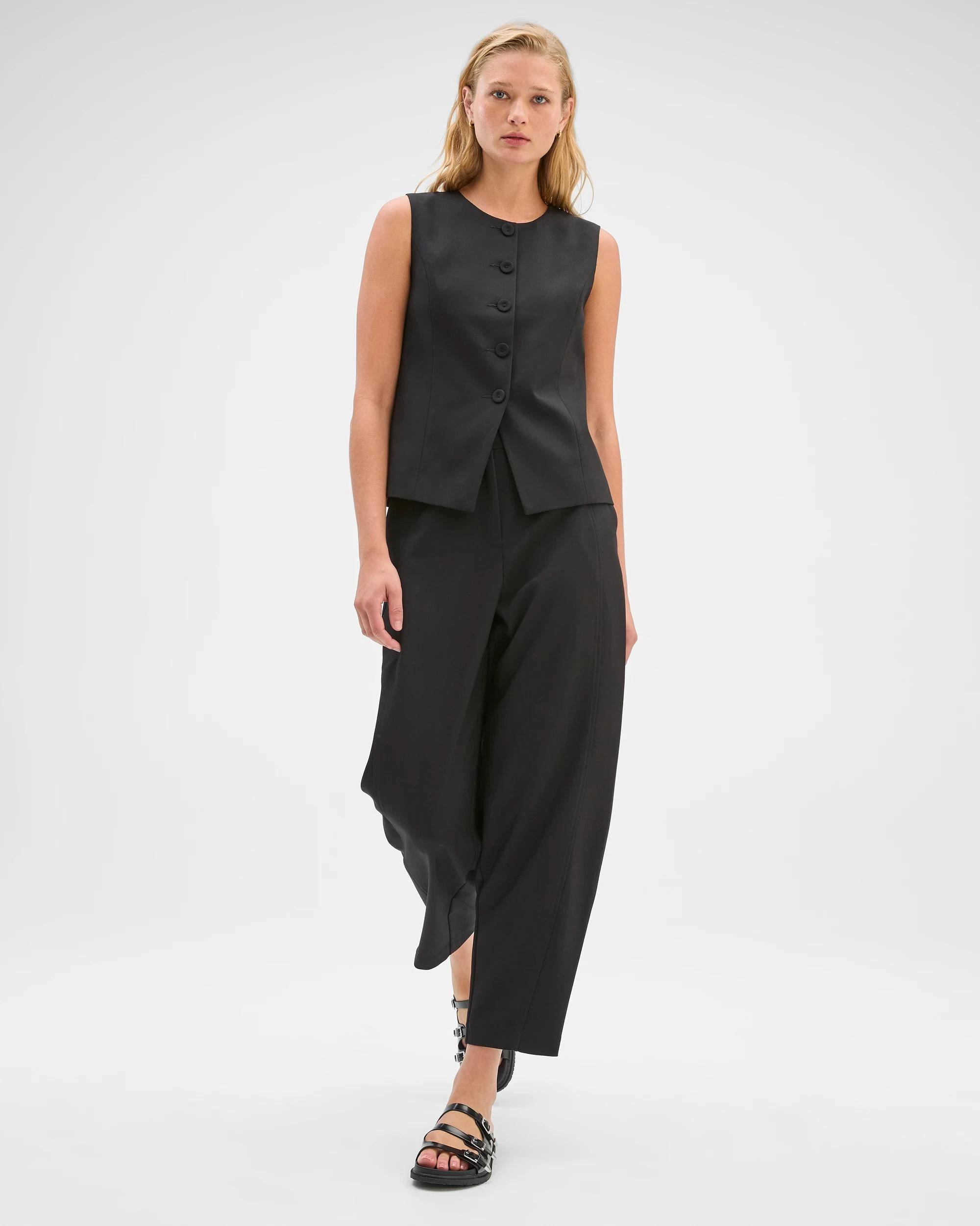 4 Preview Tailored Barrel Leg Pants BLACK, 4 of 6