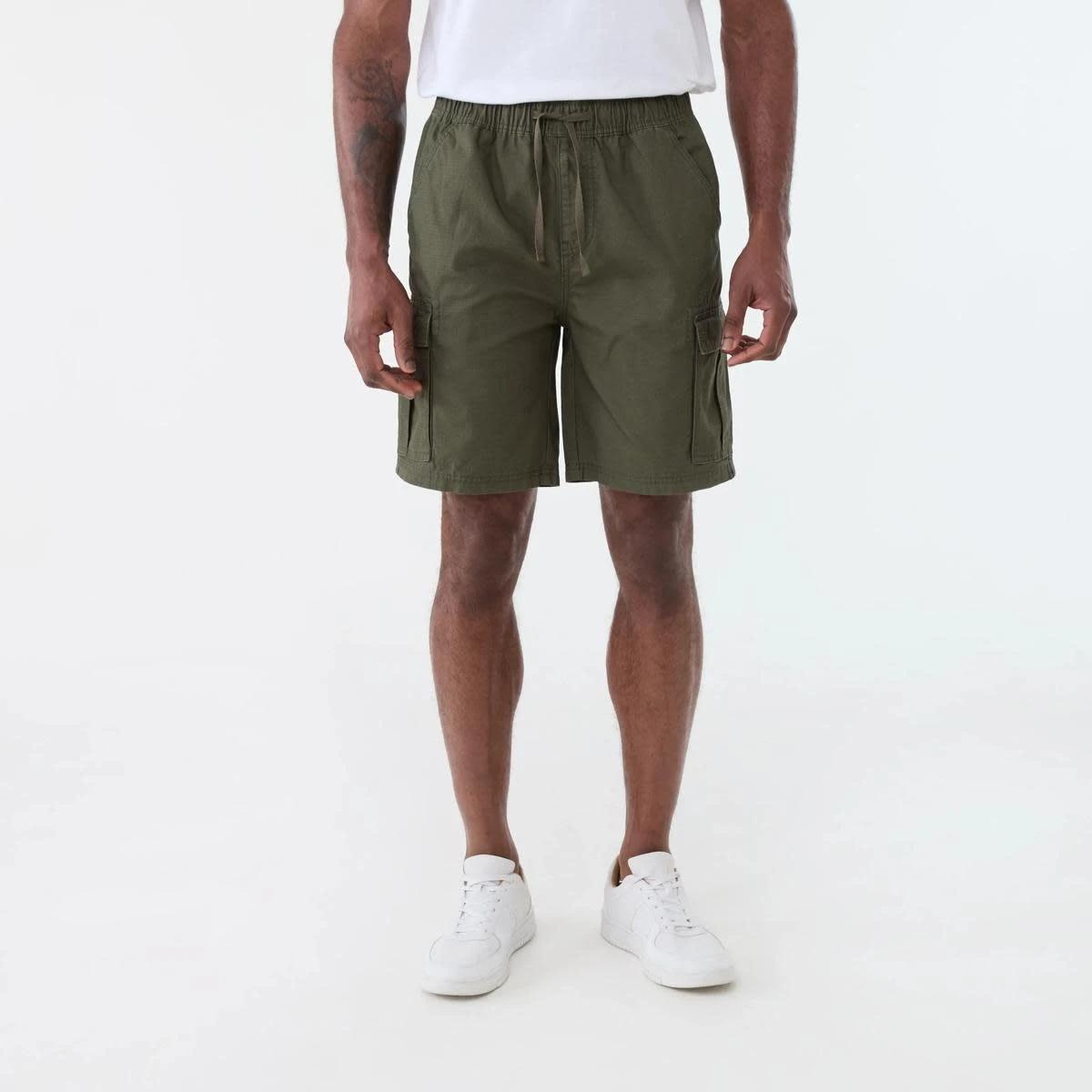 7 Textured Cargo Shorts TUSSOCK GREEN, 7 of 7