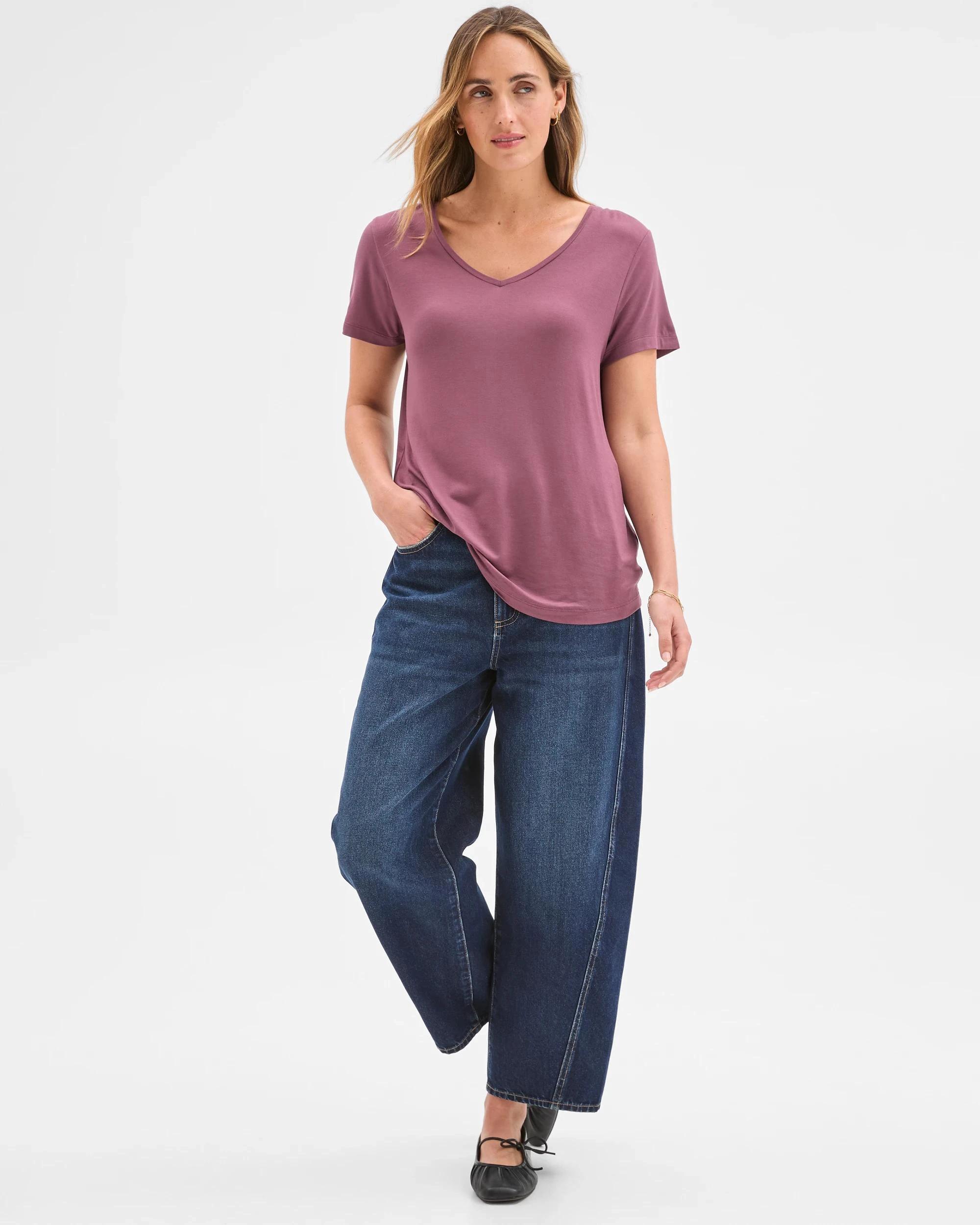 1 Target Woman Short Sleeve V-Neck T-Shirt PLUM WINE, 1 of 5