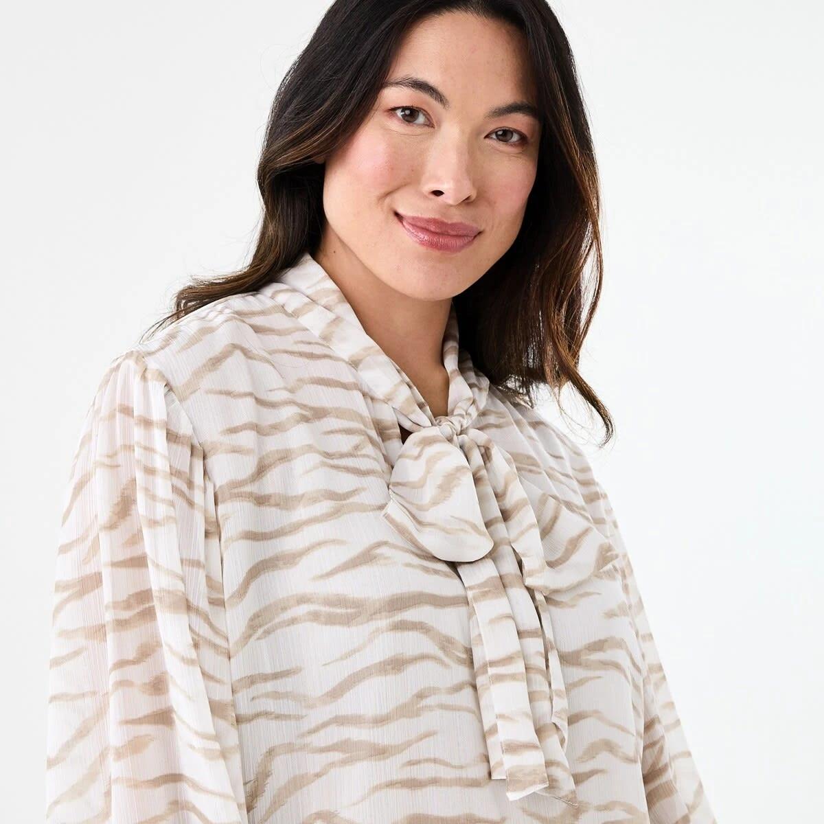 4 Long Sleeve Neck Tie Blouse Sft Zebra, 4 of 6