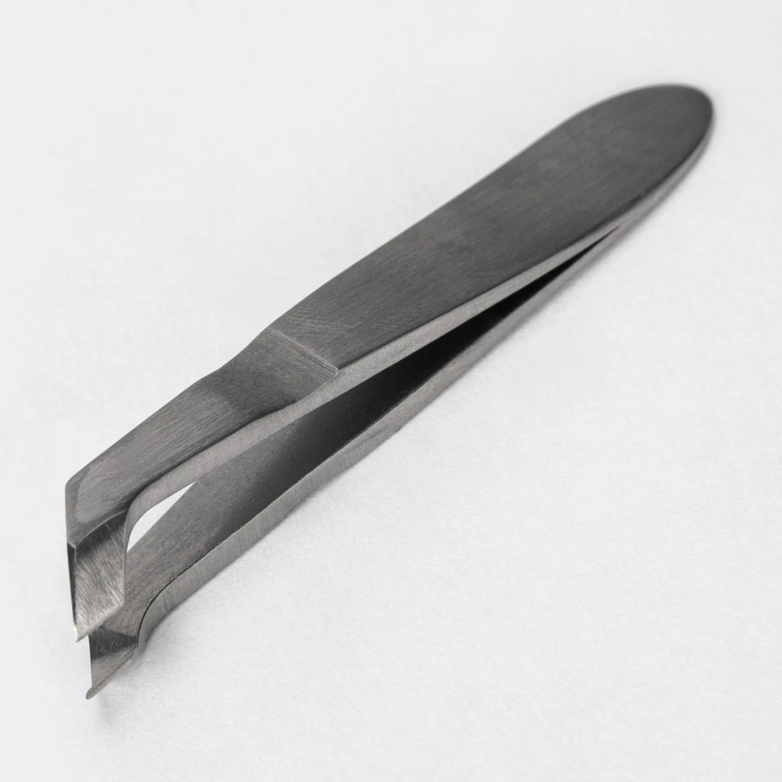 3 OXX Cosmetics Mini Cuticle Nippers, 3 of 5