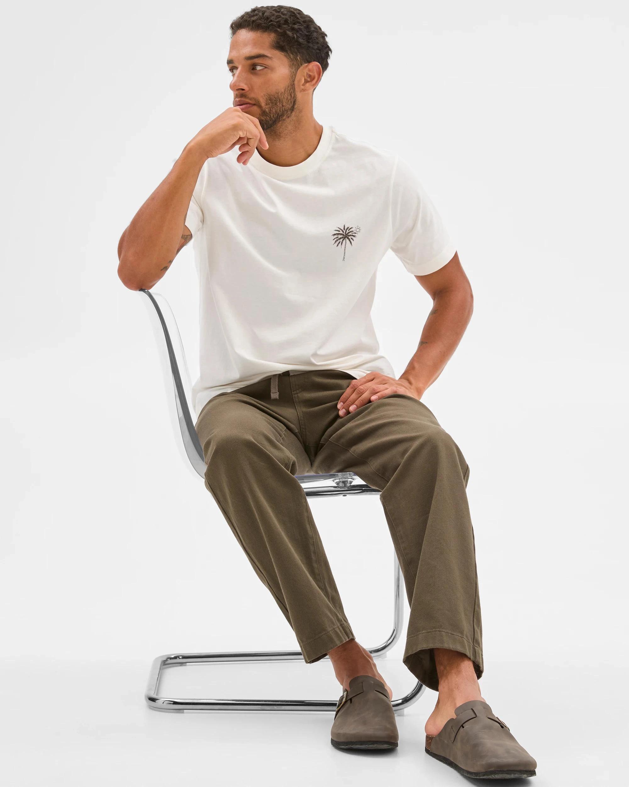 1 Target Australian Cotton Print T-Shirt VINTAGE WHITE BURLEIGH, 1 of 6