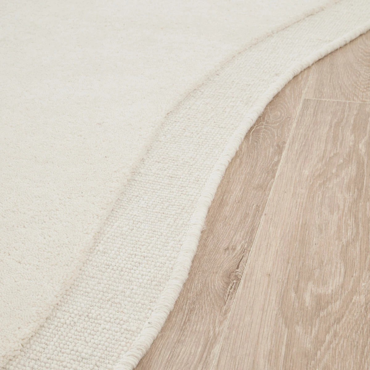 3 Common Ground Rugs Calista 165x115cm Shaped - Small Hand Tufted Wool Rug - White, 3 of 7
