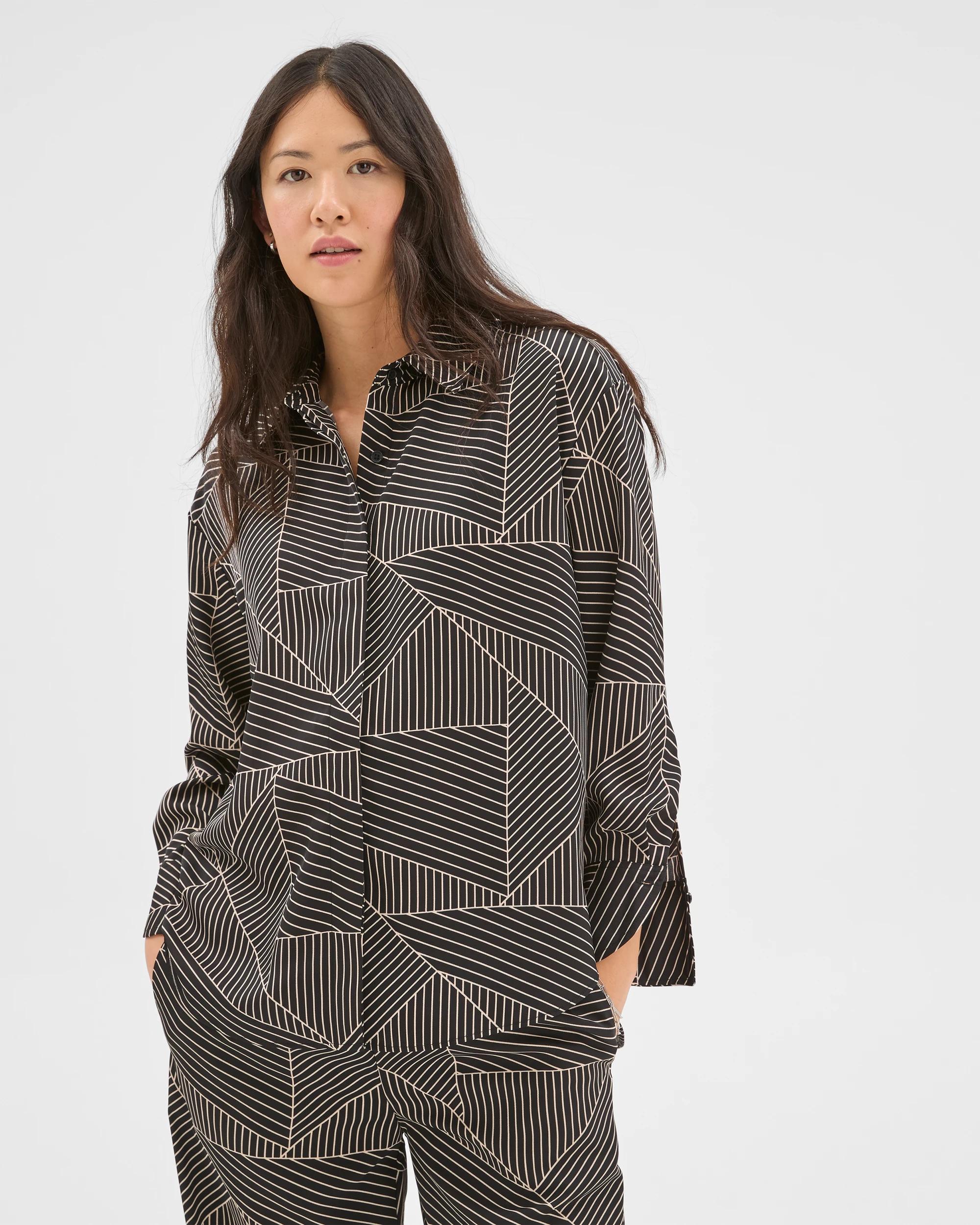 1 Preview Long Sleeve Set Dressing Shirt BLACK SPLICED GEO, 1 of 6