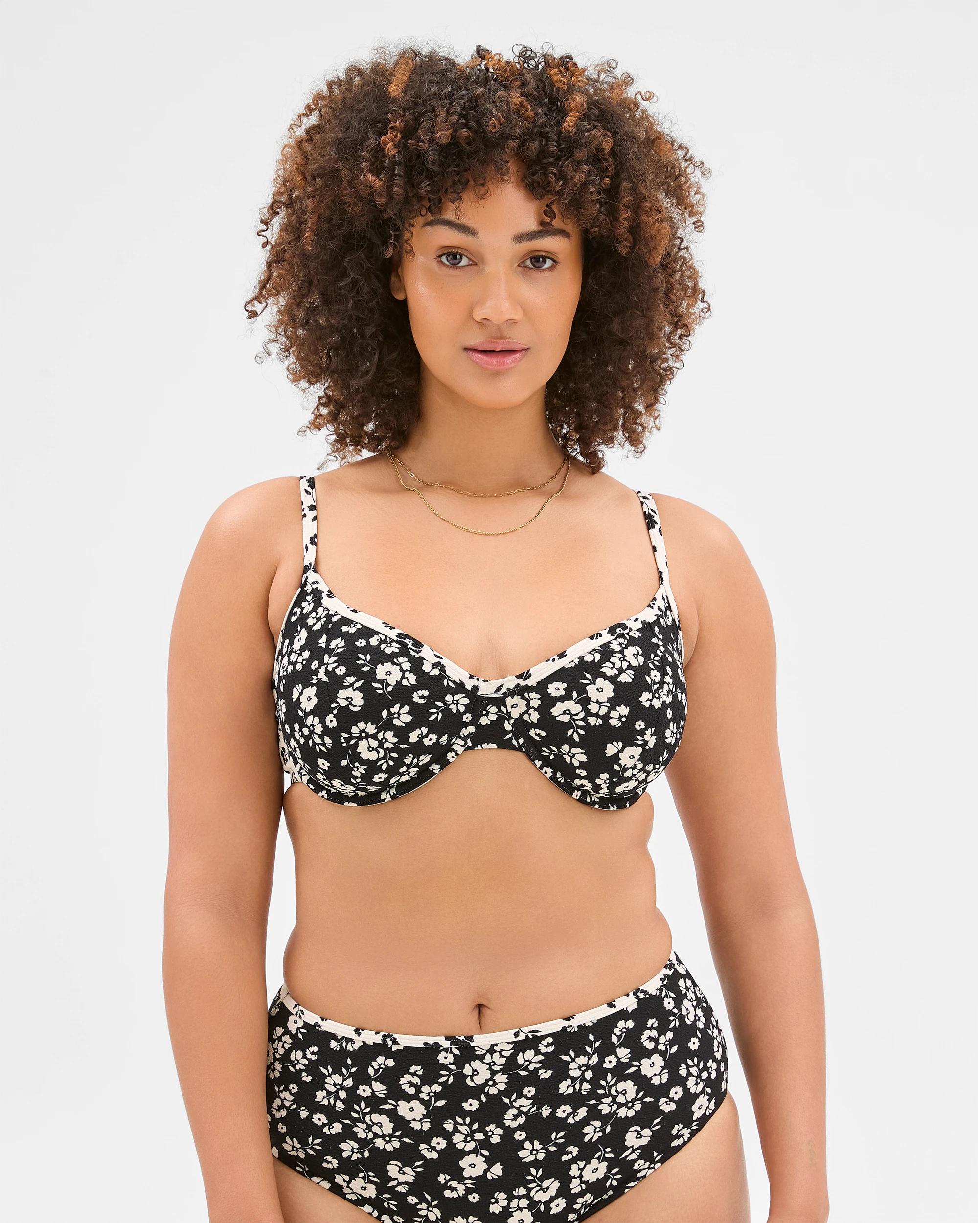2 Target Resort Textured Underwire Half Cup Bikini Top BLACK AND WHITE DAISY, 2 of 10