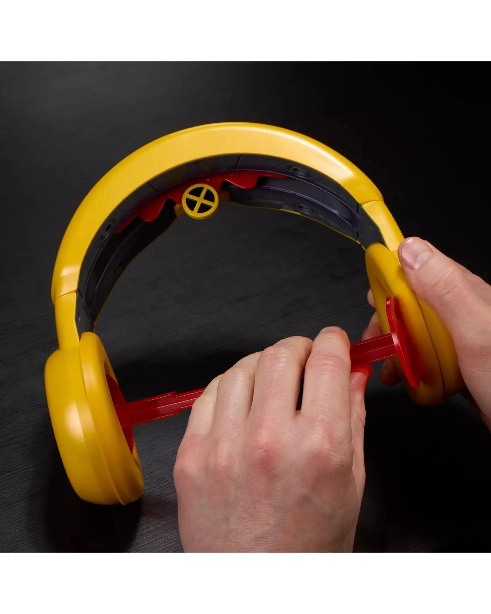 8 Marvel Legends Series X-Men 97' Cyclops Premium Roleplay Visor, 8 of 8