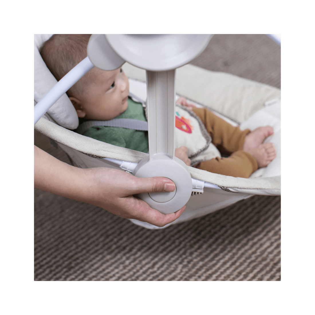 5 Ingenuity Soothe N Delight Cozy Kingdom Baby Portable Swing 0m Plus
 - Multi, 5 of 6