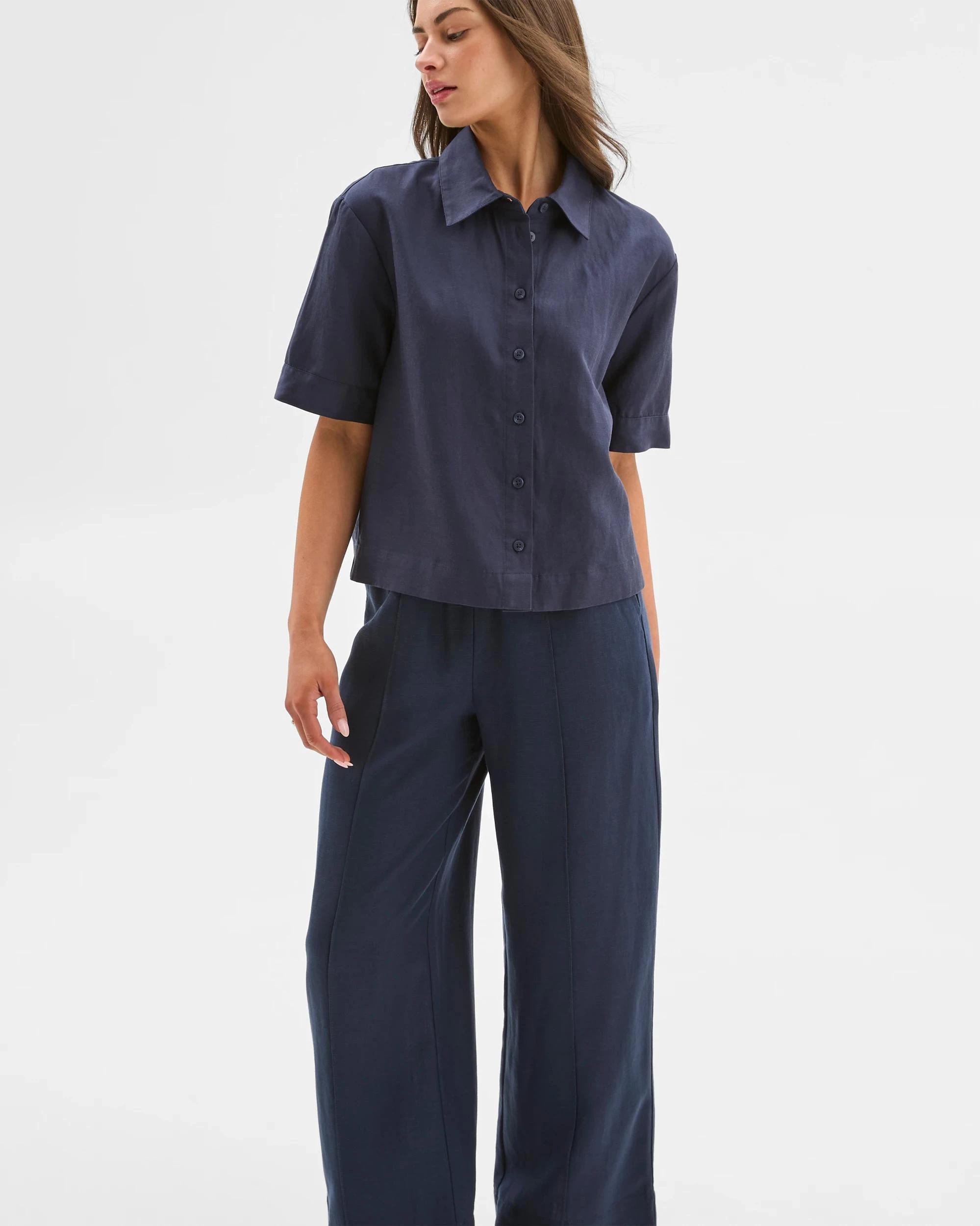 2 Target Petites European Linen Blend Pintuck Detail Pants NAVY BLAZER, 2 of 7