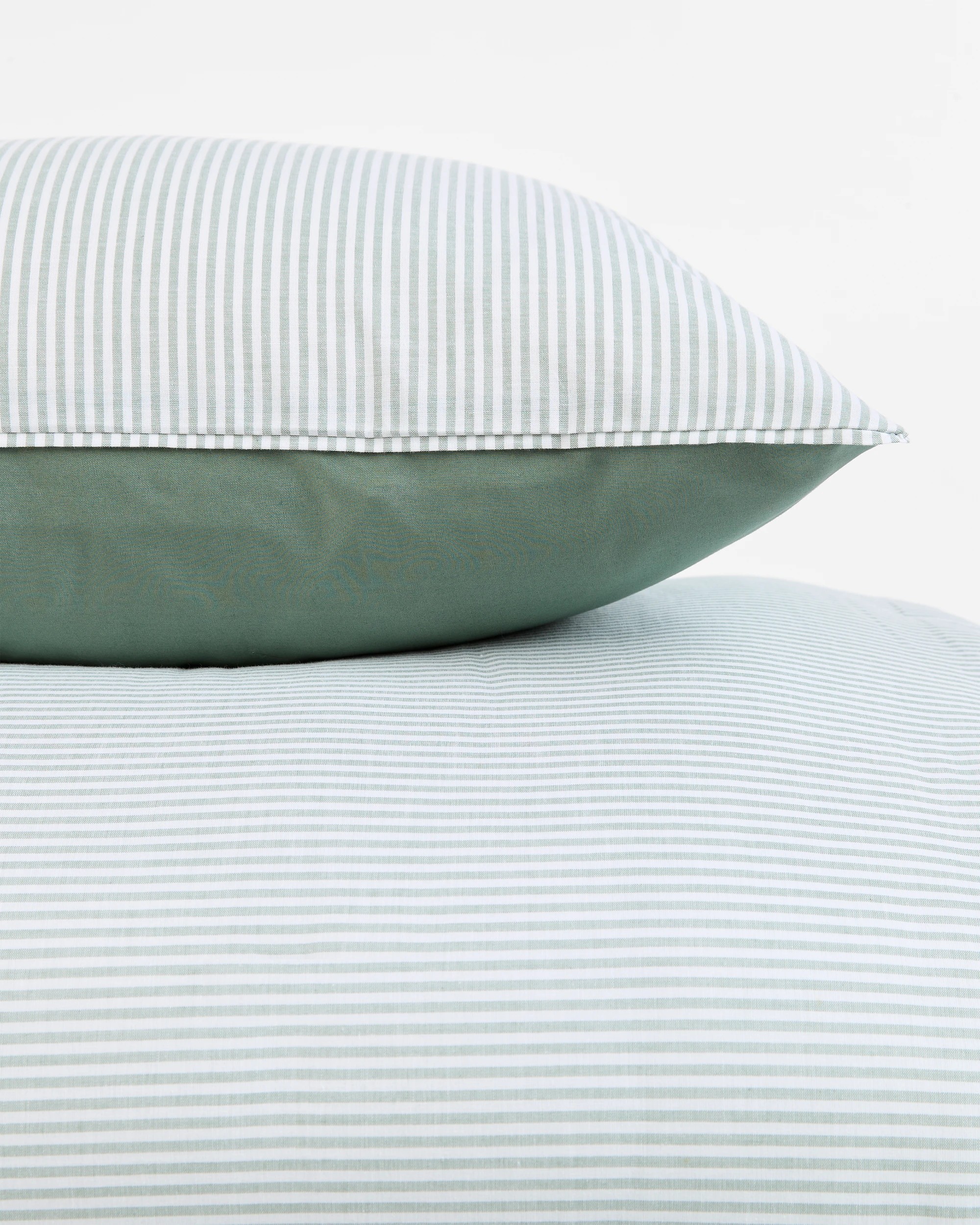 7 Target Hampton Comforter Set - King Bed - Green, 7 of 10