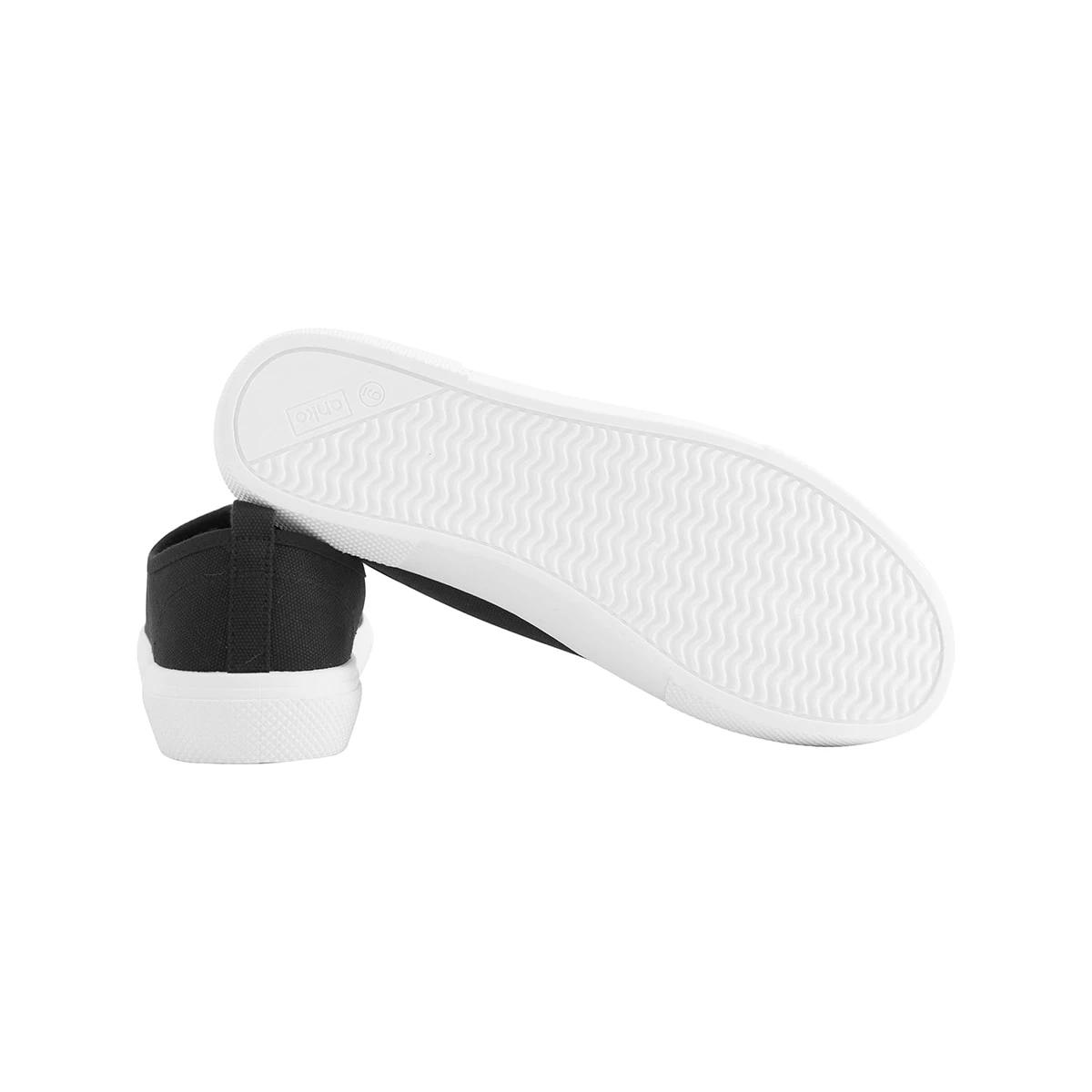 5 Casual Canvas Shoes Black, 5 of 5