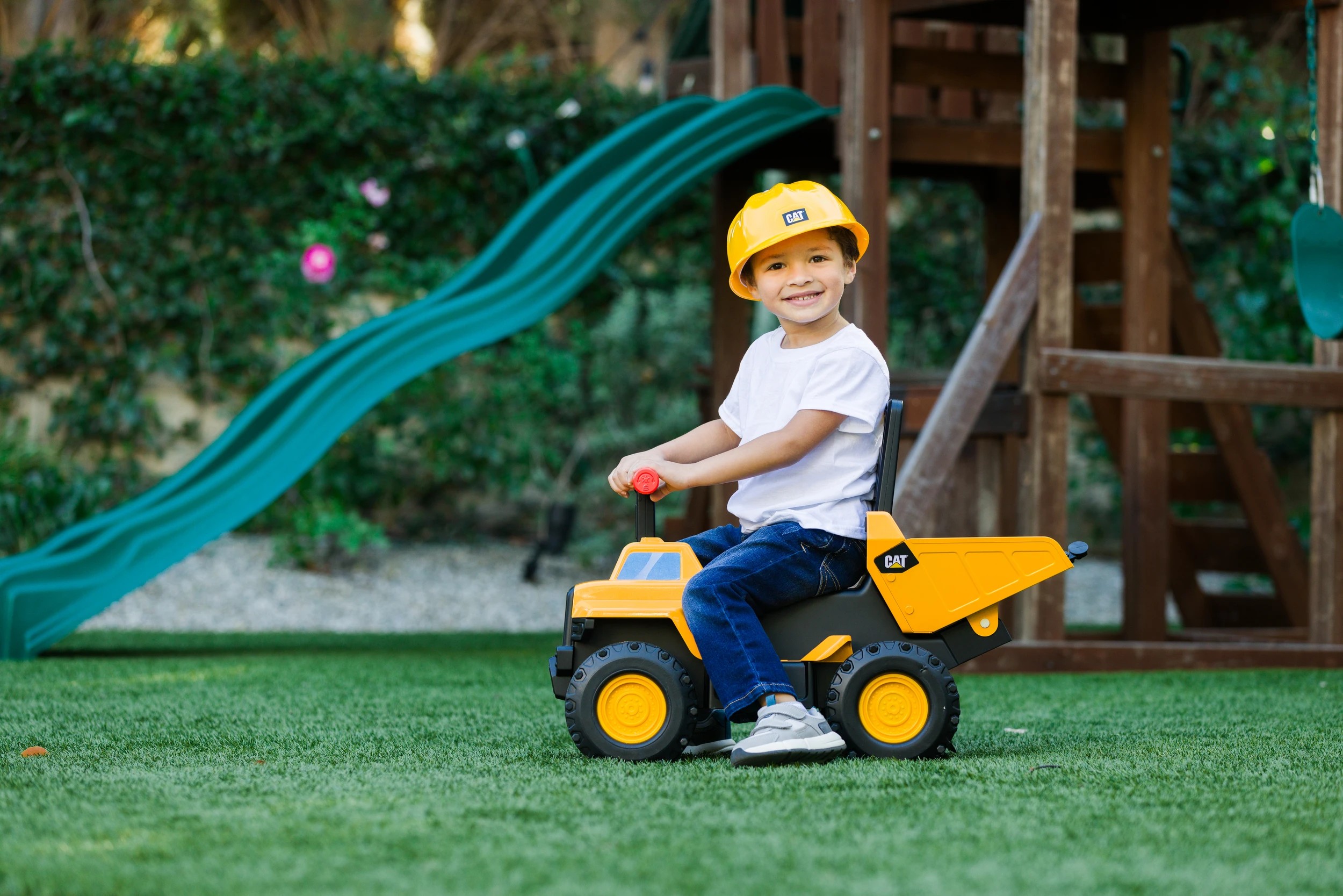 6 CAT Play and Ride Dump Truck - Yellow, 6 of 9