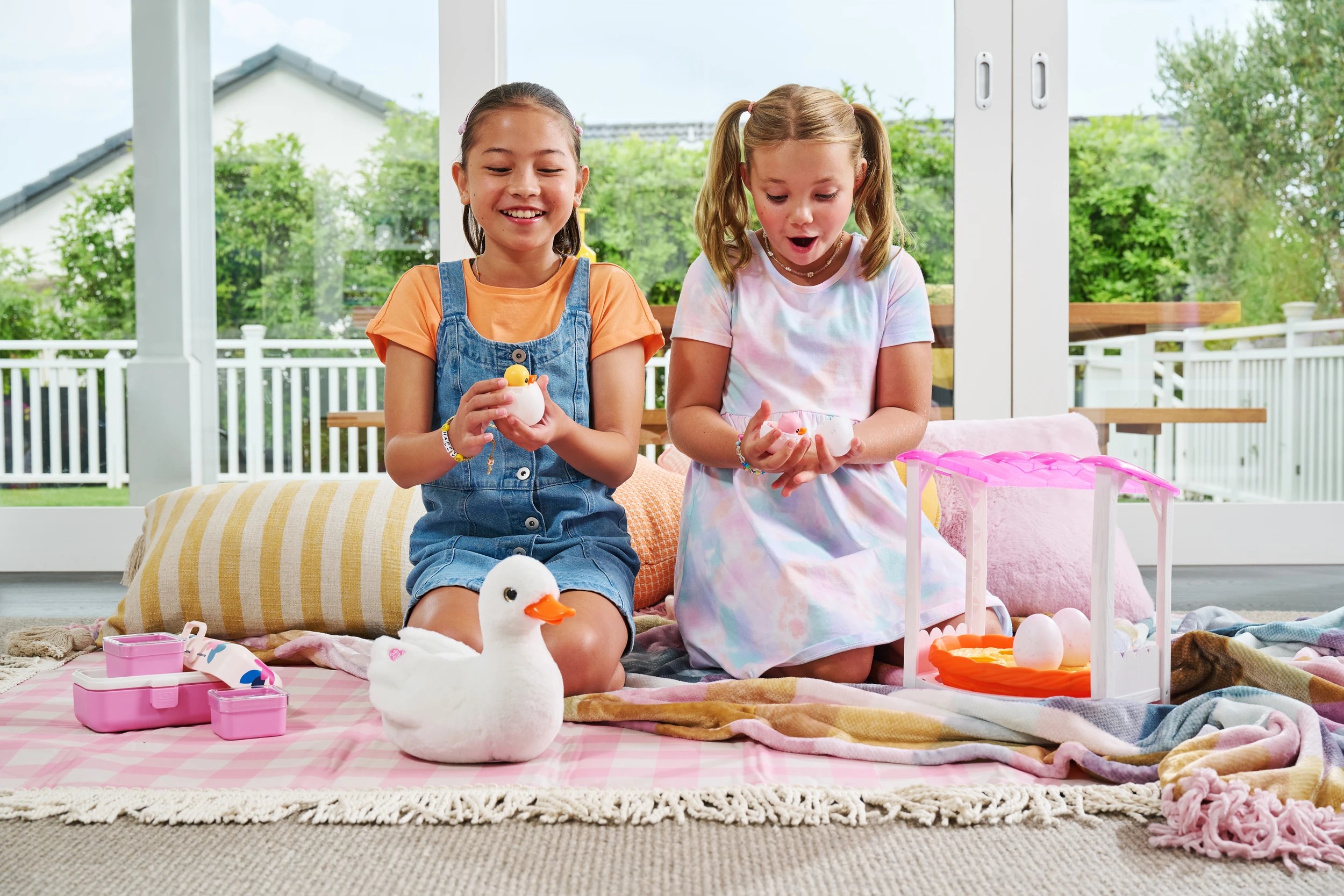 6 Pets Alive Mommy Duck & Baby Surprise by ZURU - Assorted, 6 of 10