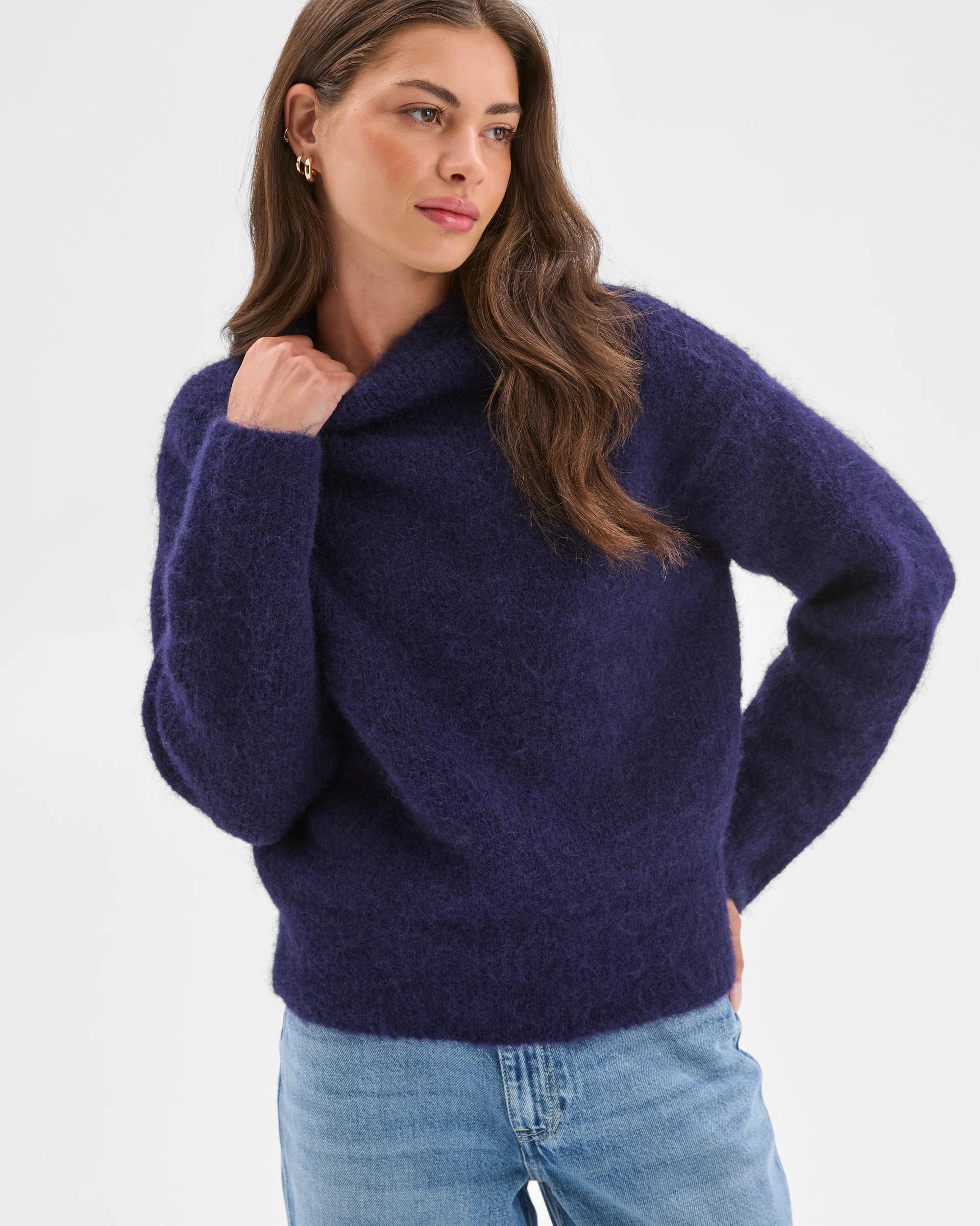 4 Target Petites Petites Plush Knit Jumper ROYAL NAVY, 4 of 7