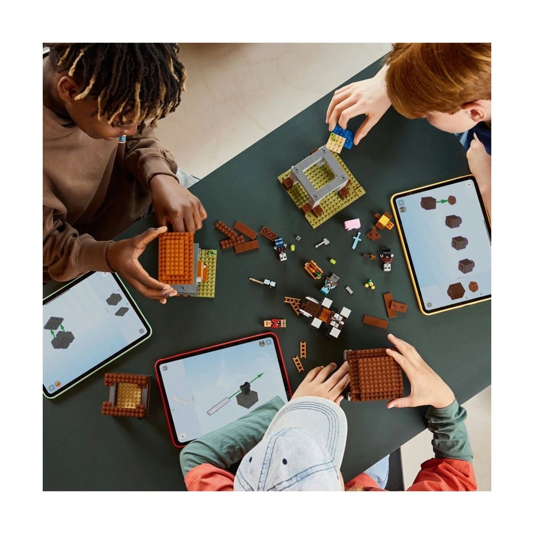 7 LEGO Minecraft The Pillager Outpost and Ravager 21278, 7 of 10