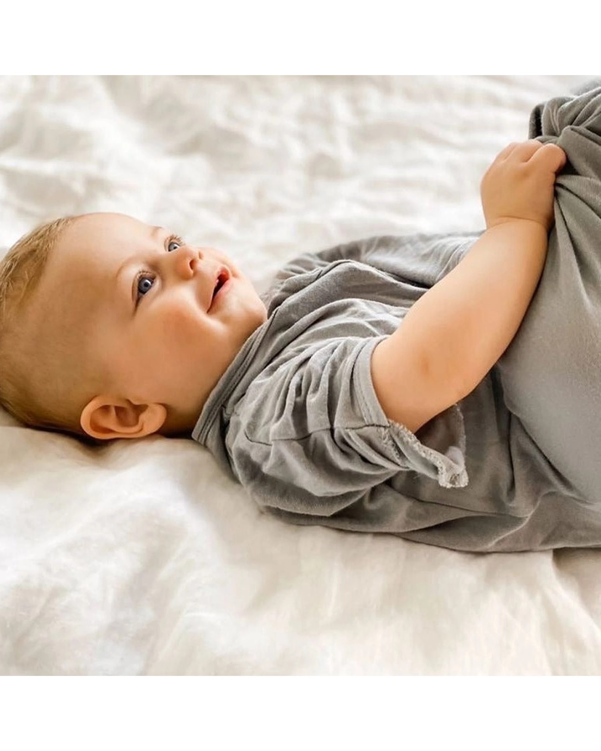 5 Baby Studio All-In-One Swaddlebag Breathable Bamboo 0.5 Tog Warm - Grey, 5 of 7