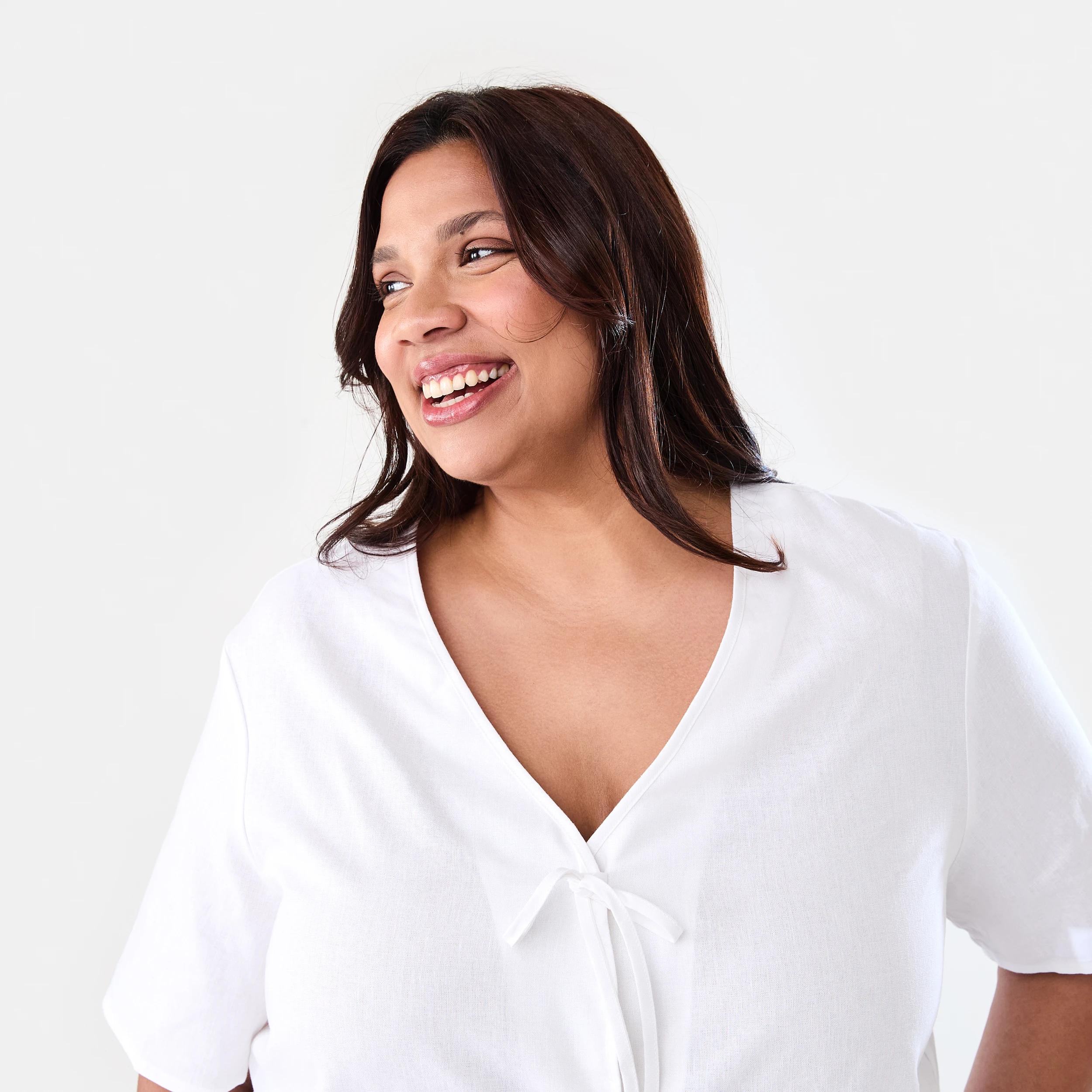 4 Curve Short Sleeve Tie Front Top White, 4 of 7