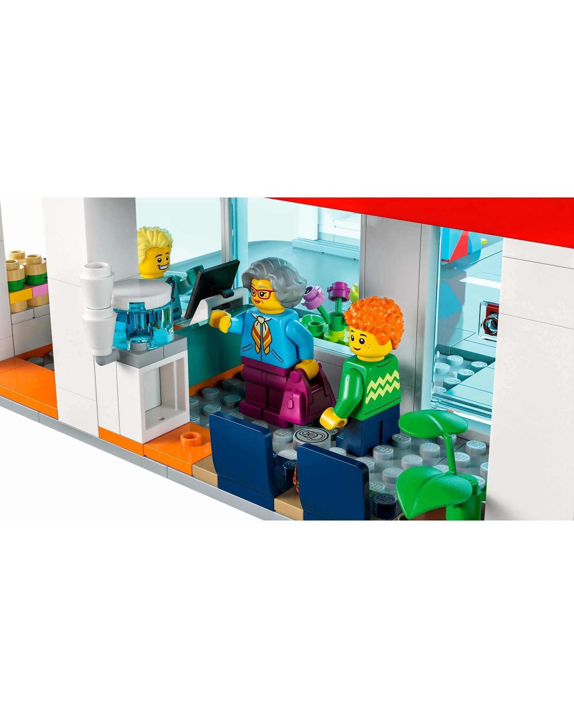 4 LEGO CITY: Hospital (60330) - Retired, 4 of 5