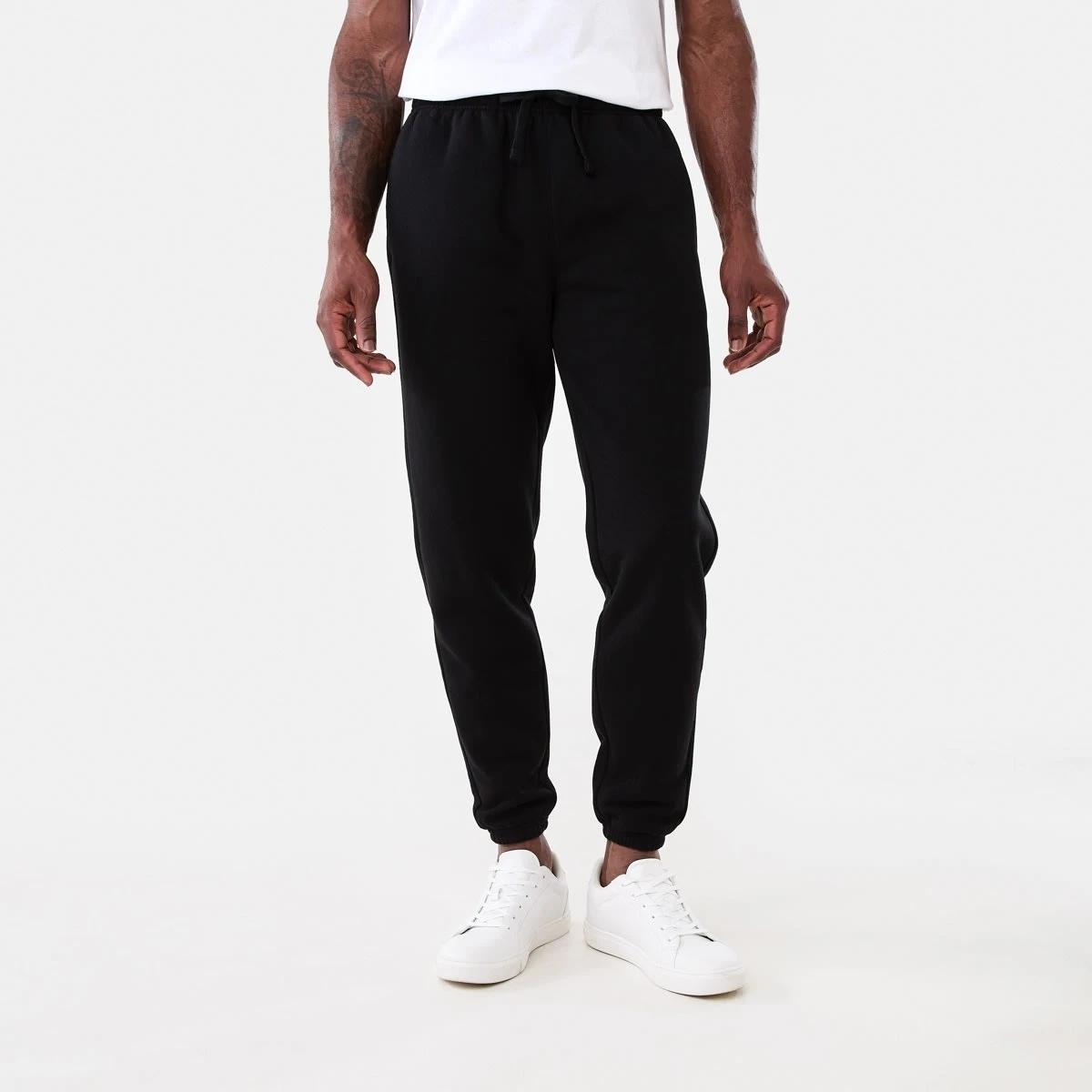 1 Basic Trackpants Black, 1 of 5