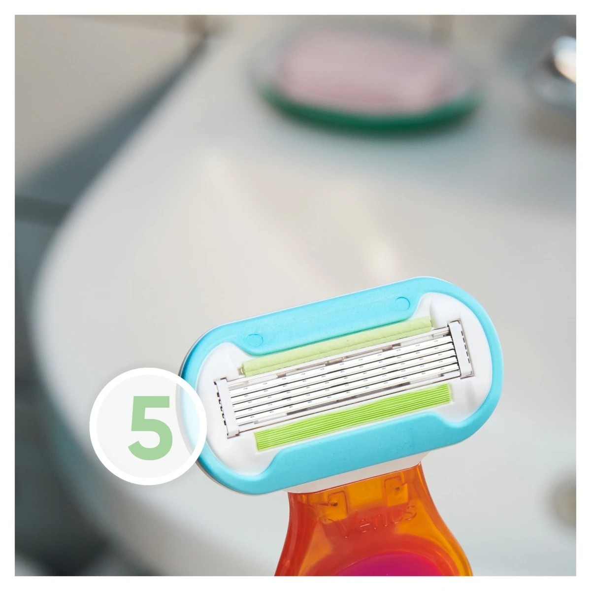 2 Gillette Venus Extra Smooth Snap Razor, 2 of 10