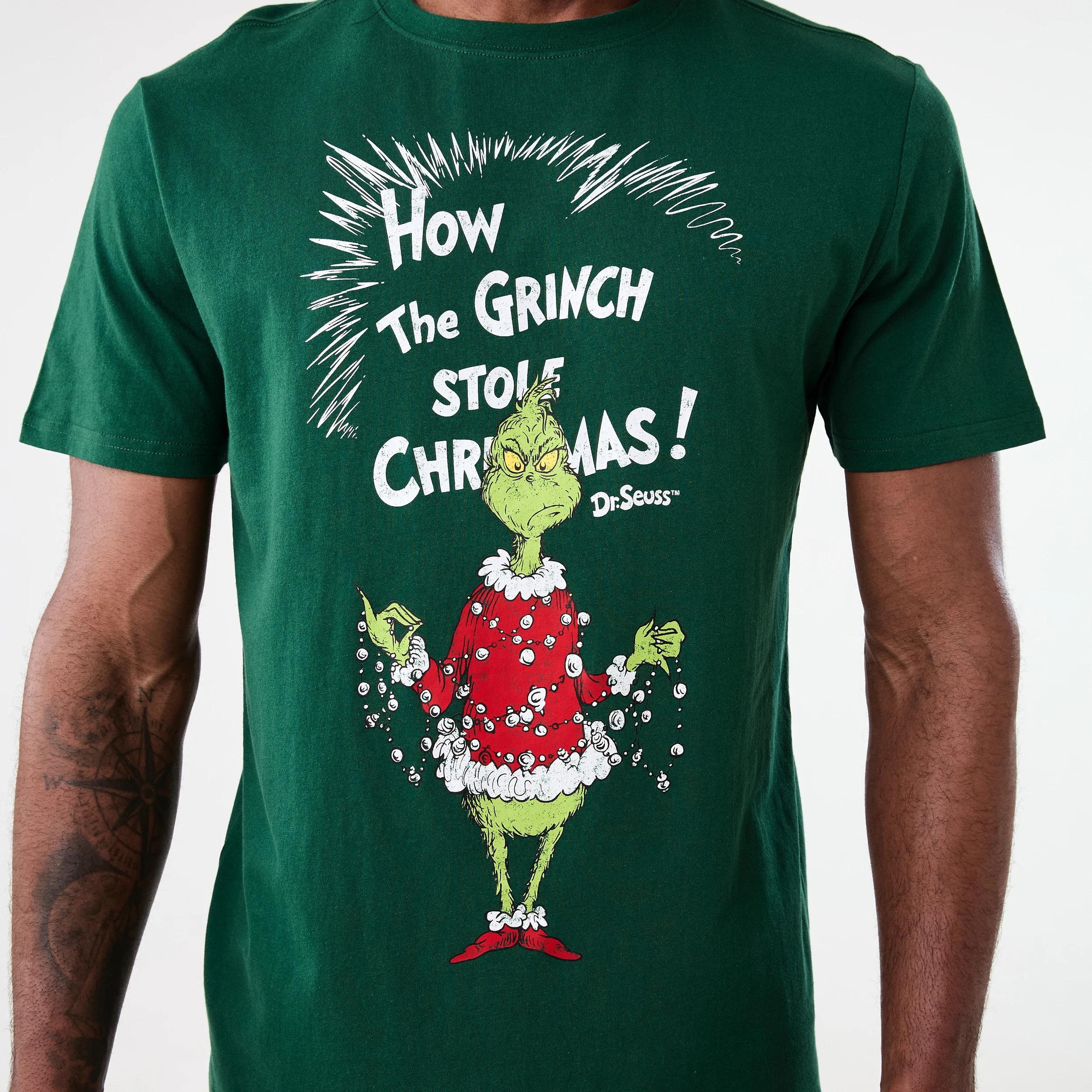 5 The Grinch License Christmas T-shirt STRAWBERRY, 5 of 5