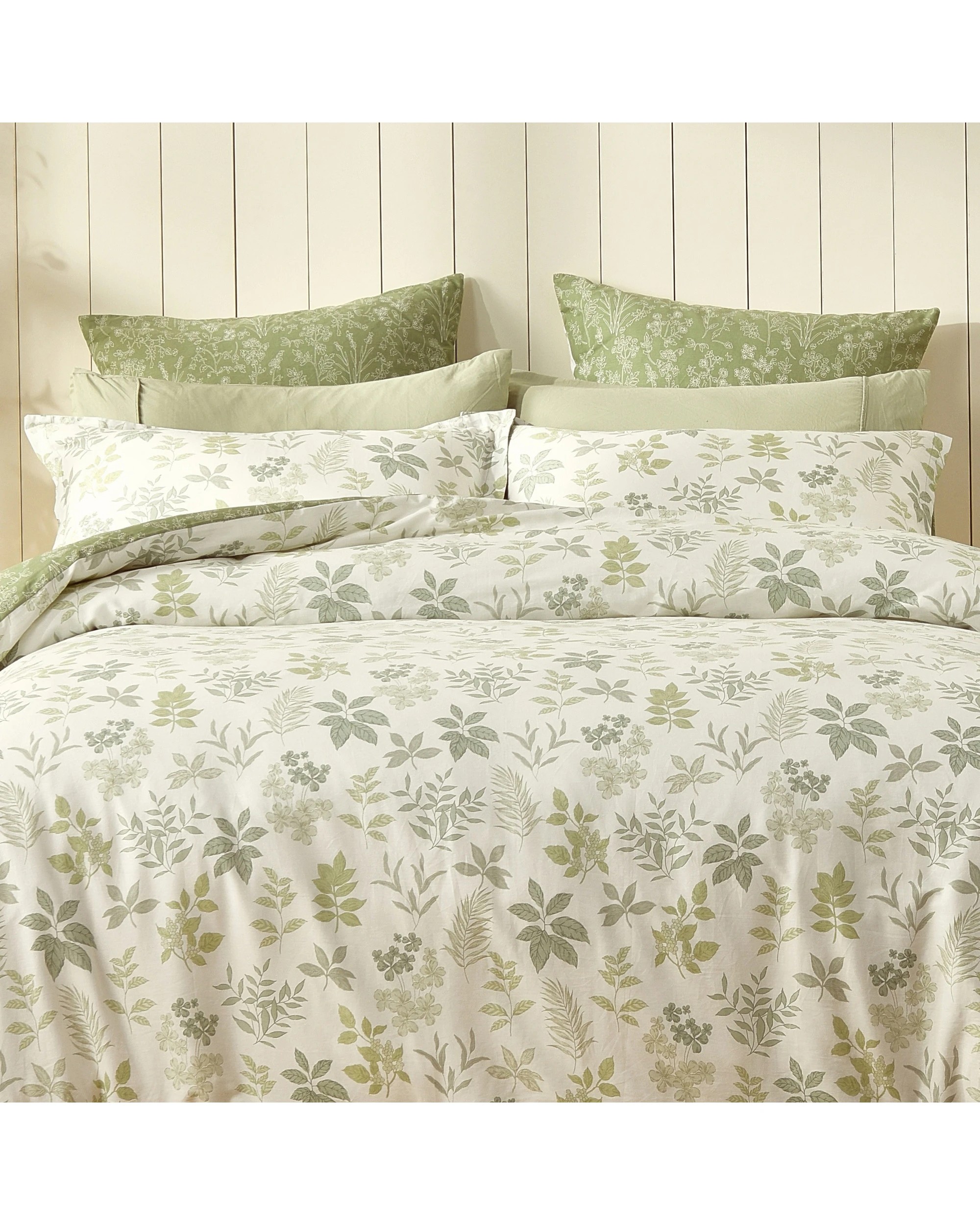 7 Dreamaker Mabel 100% Cotton Reversible Quilt Cover Set - Single Bed - Sage Green, 7 of 8